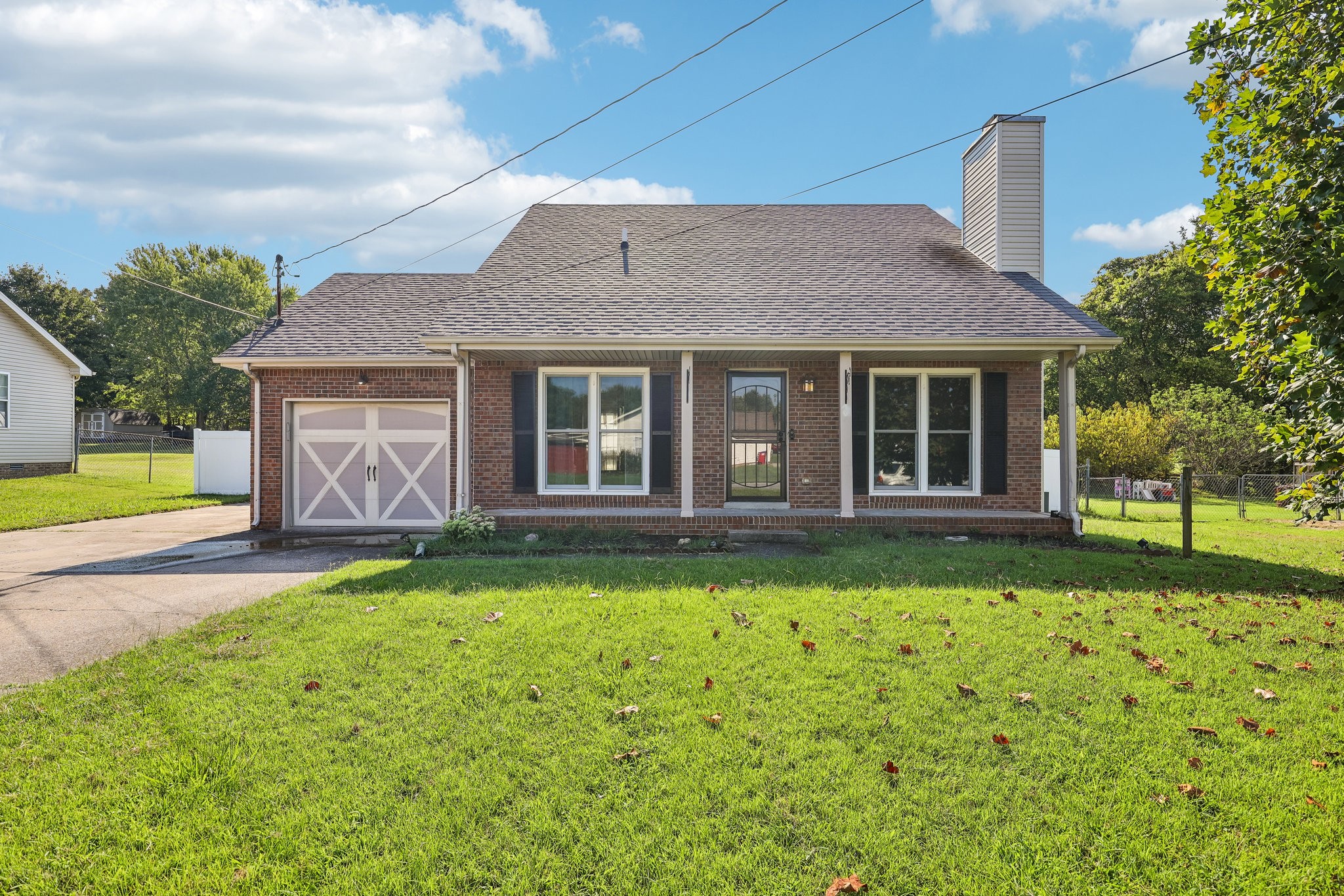 2685 Keyland Dr Property Photo 1