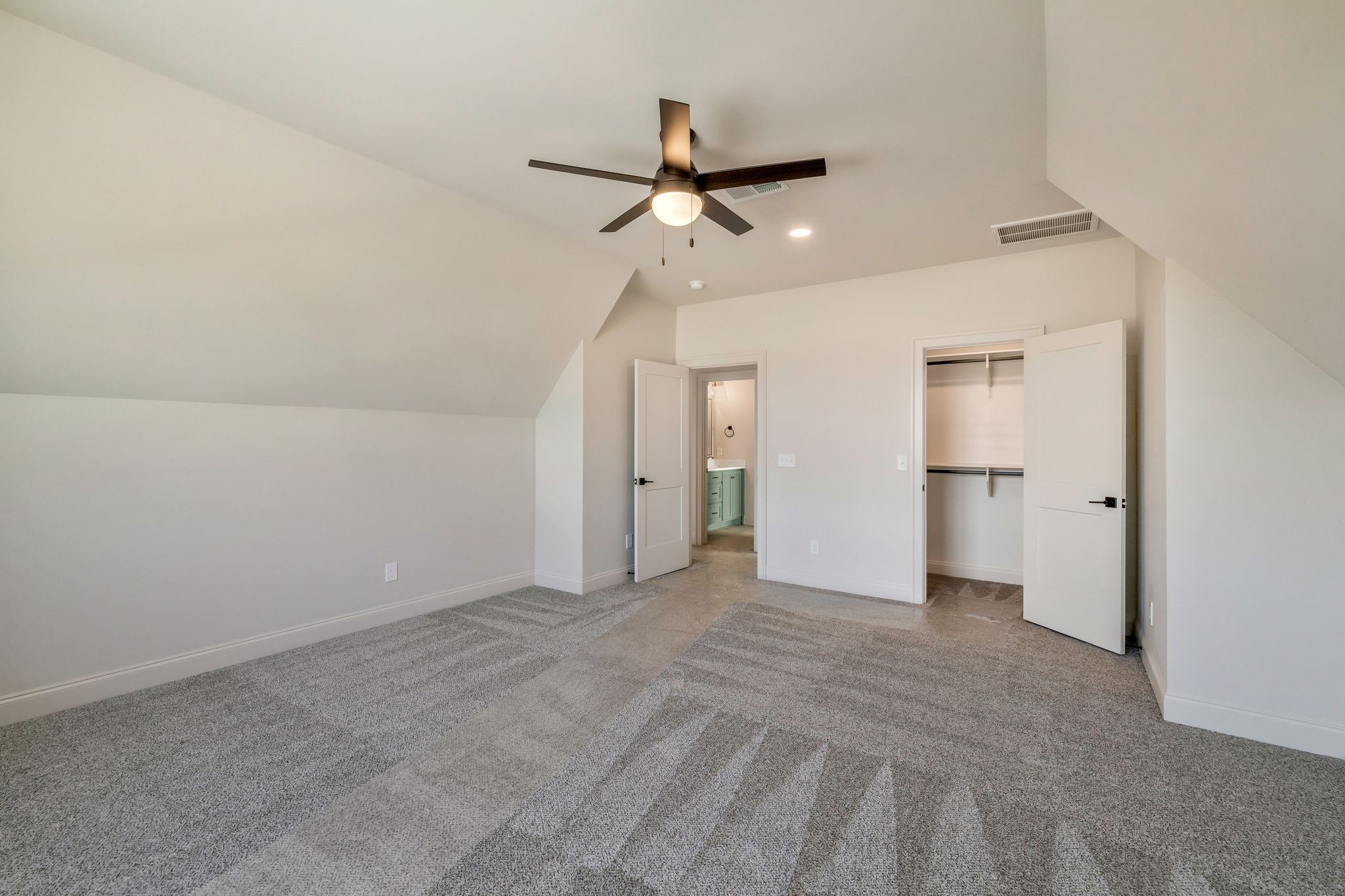 5548 Sinclair St Property Photo 49