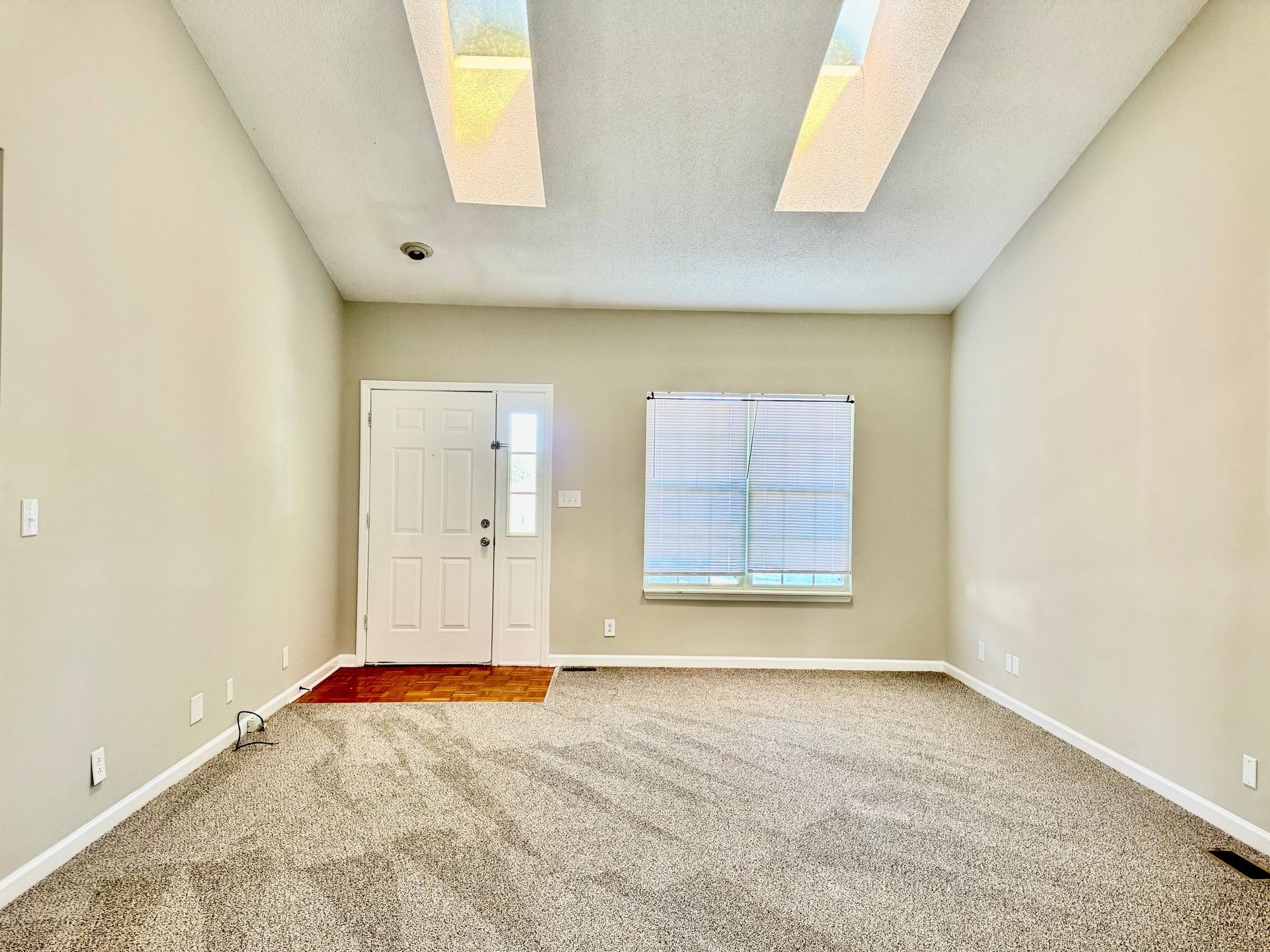69 Grassmire Property Photo 3