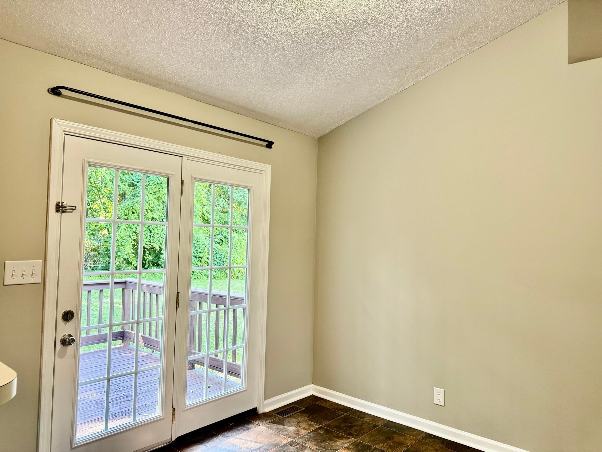 69 Grassmire Property Photo 6