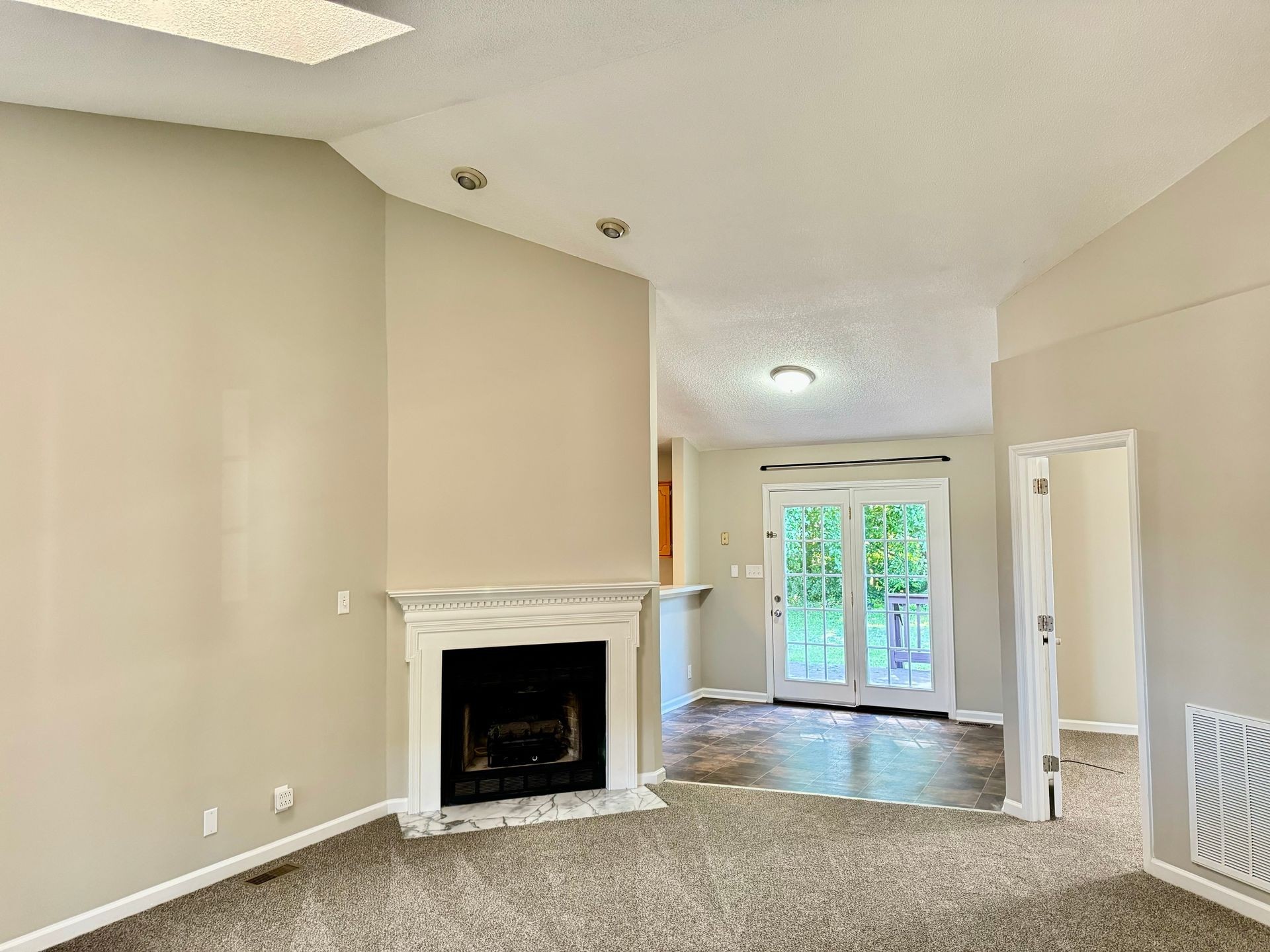 69 Grassmire Property Photo 7