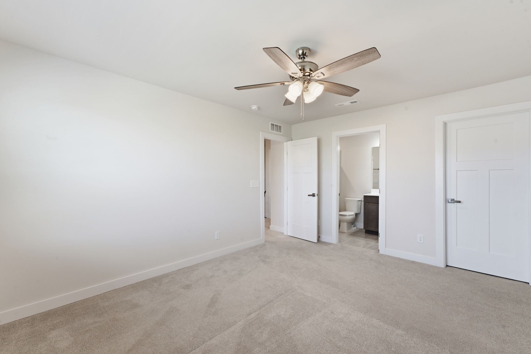 6542 Outlook Dr Property Photo 28
