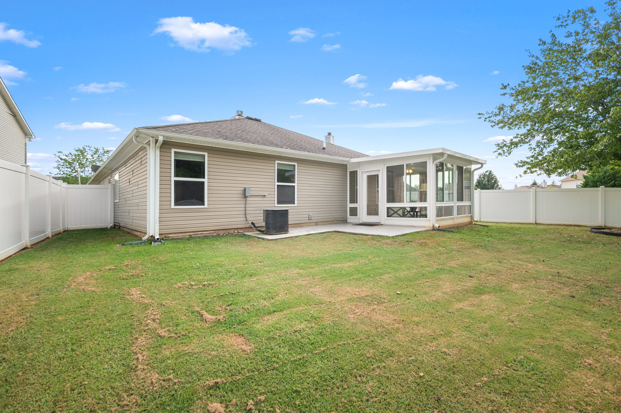 2732 Miranda Dr Property Photo 36