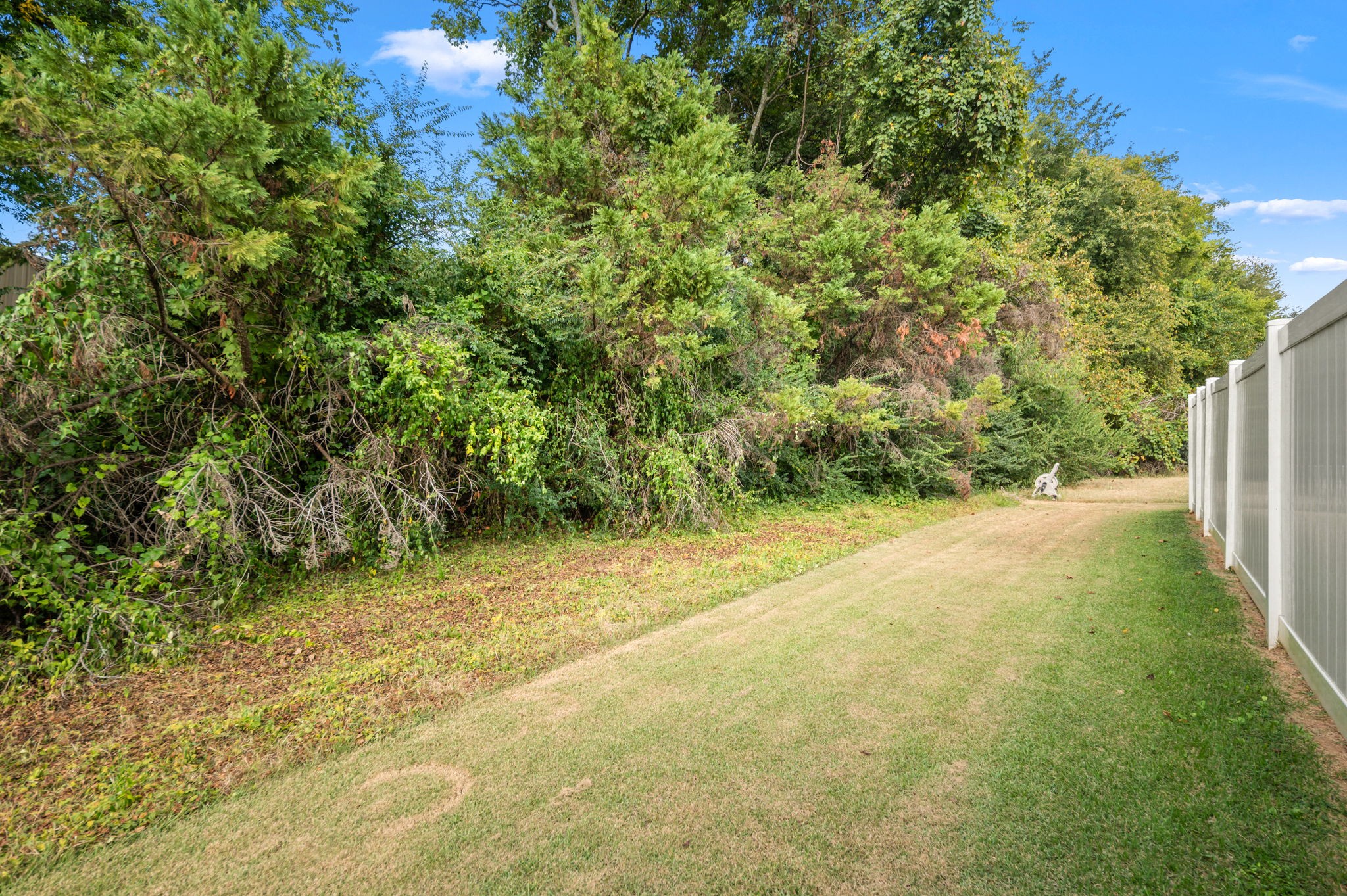 2732 Miranda Dr Property Photo 39