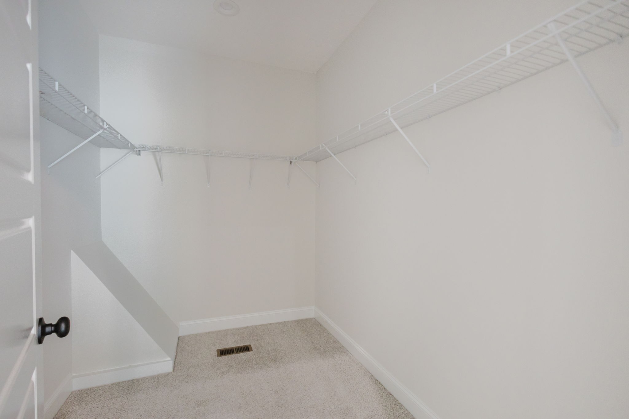 852 Lower Halls Mill Property Photo 27
