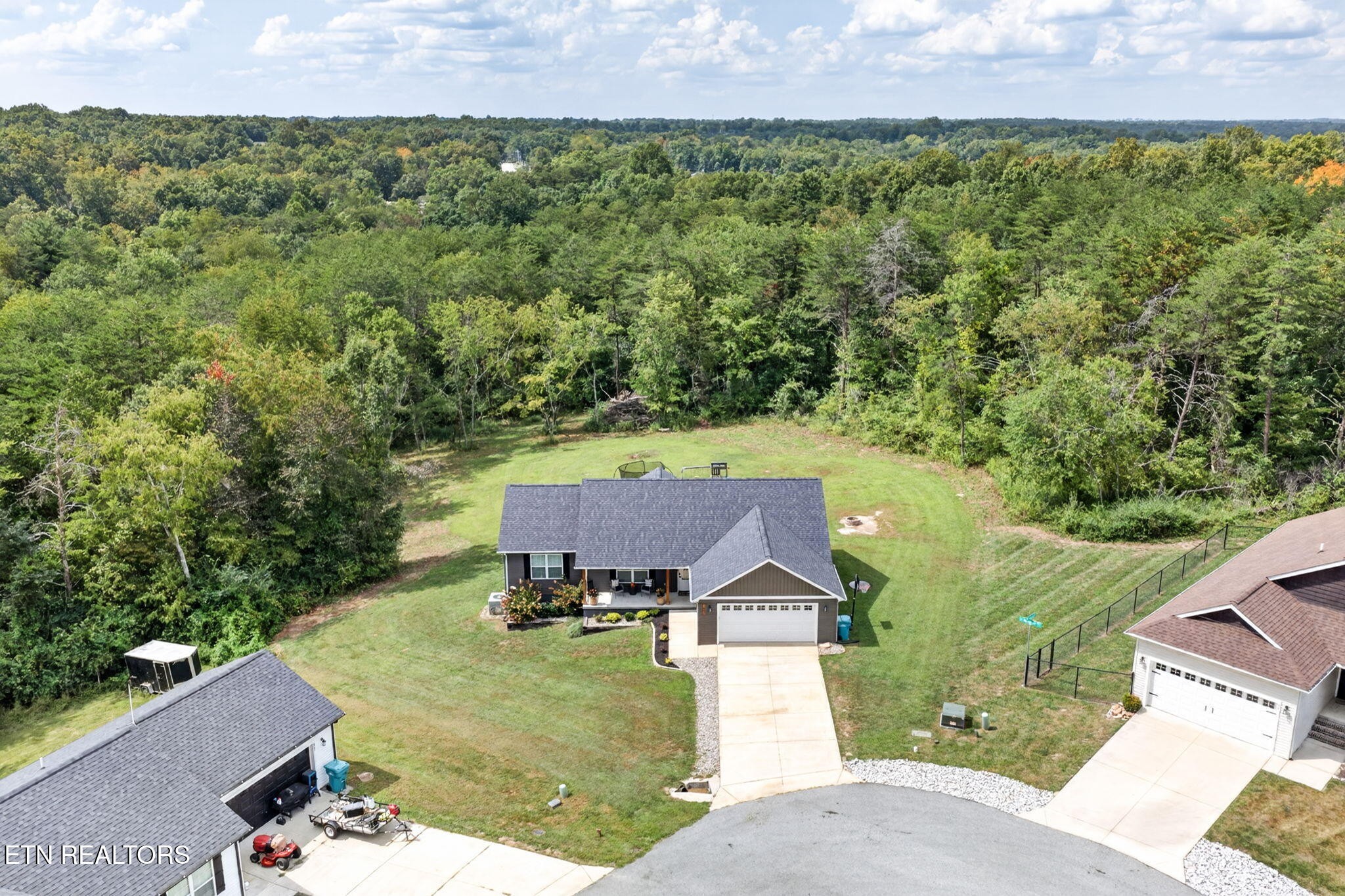 60 Capitol Drive Property Photo 40