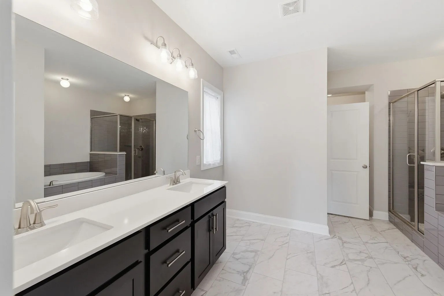 507 Stinson Ct Property Photo 4