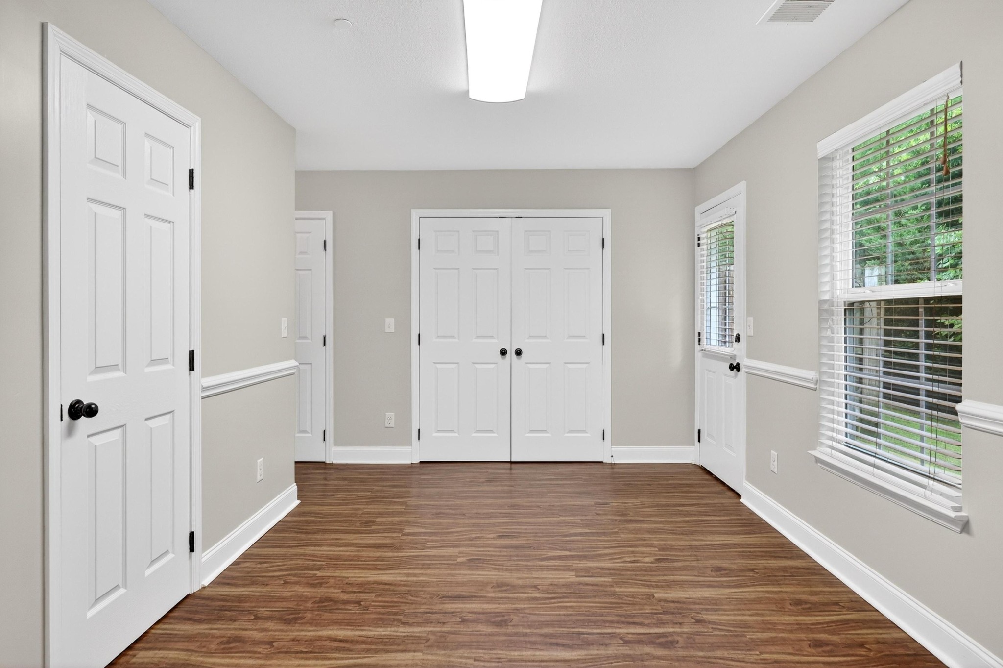 1113 Maple Tree Lane Property Photo 15