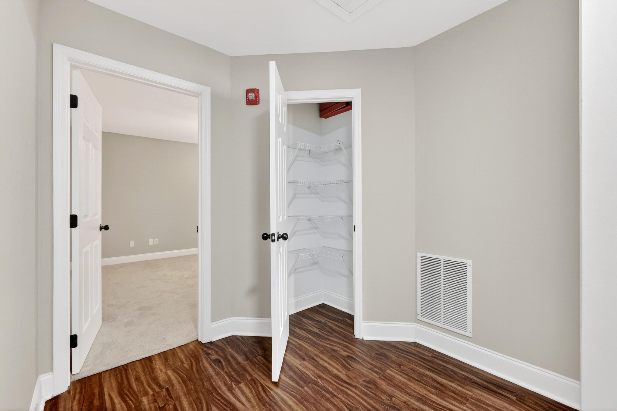 1113 Maple Tree Lane Property Photo 21