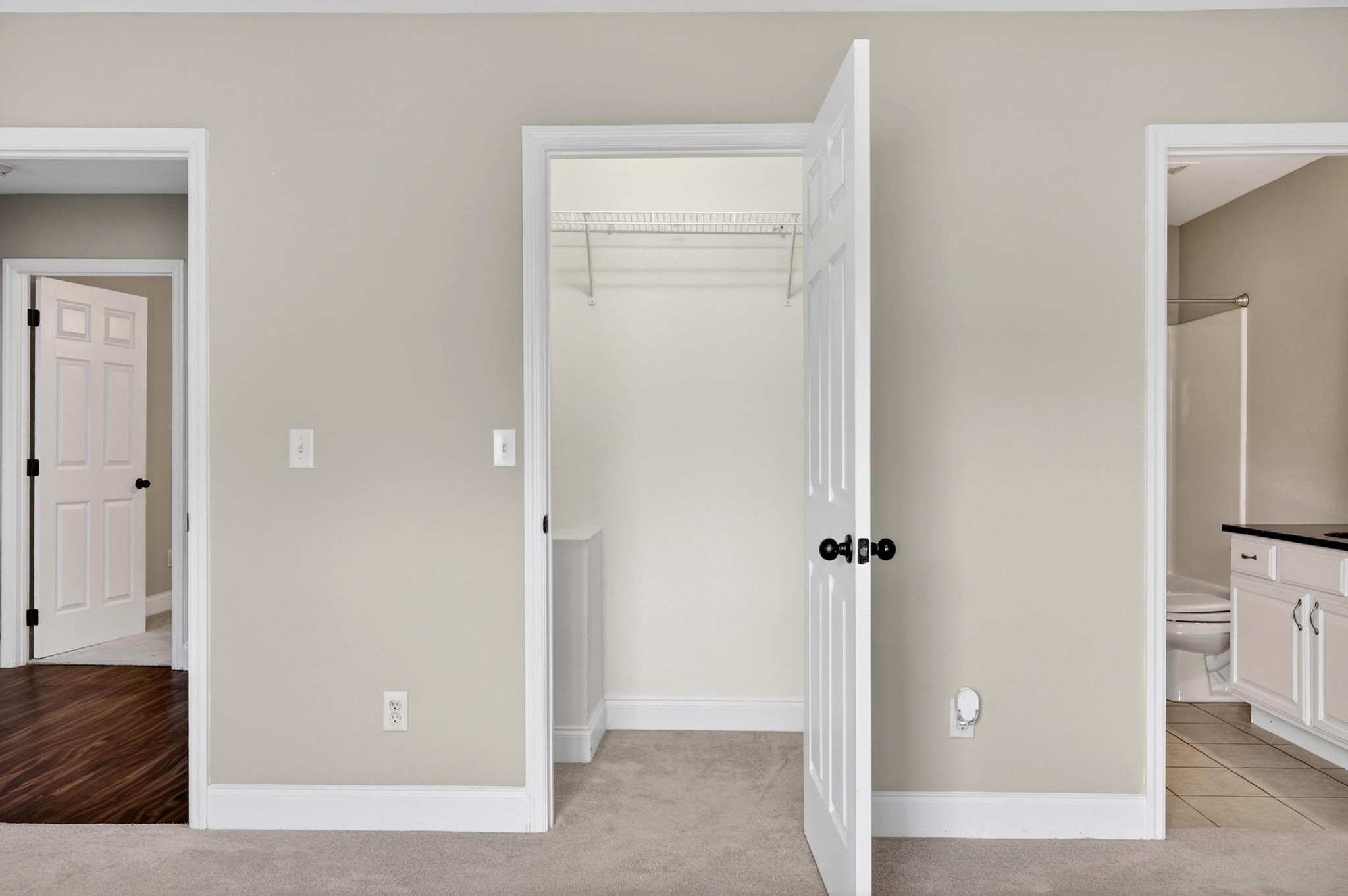 1113 Maple Tree Lane Property Photo 26