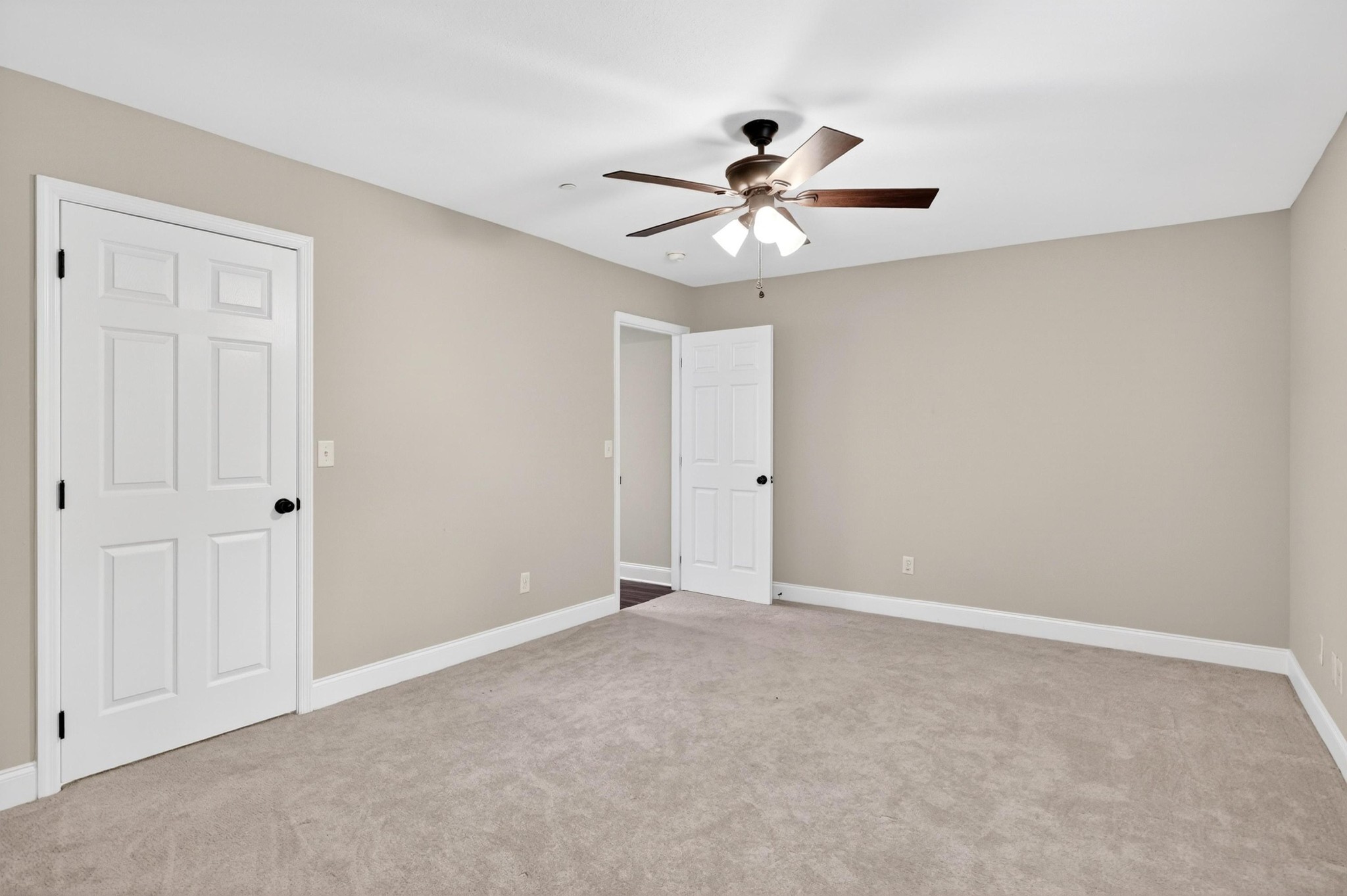 1113 Maple Tree Lane Property Photo 28