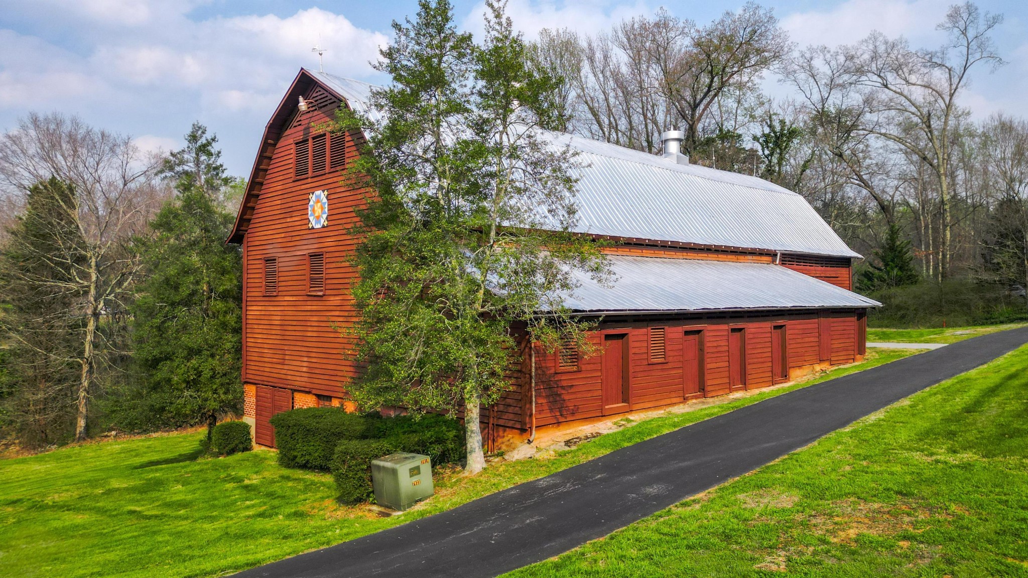 1025 Cedar Springs Road Property Photo 15