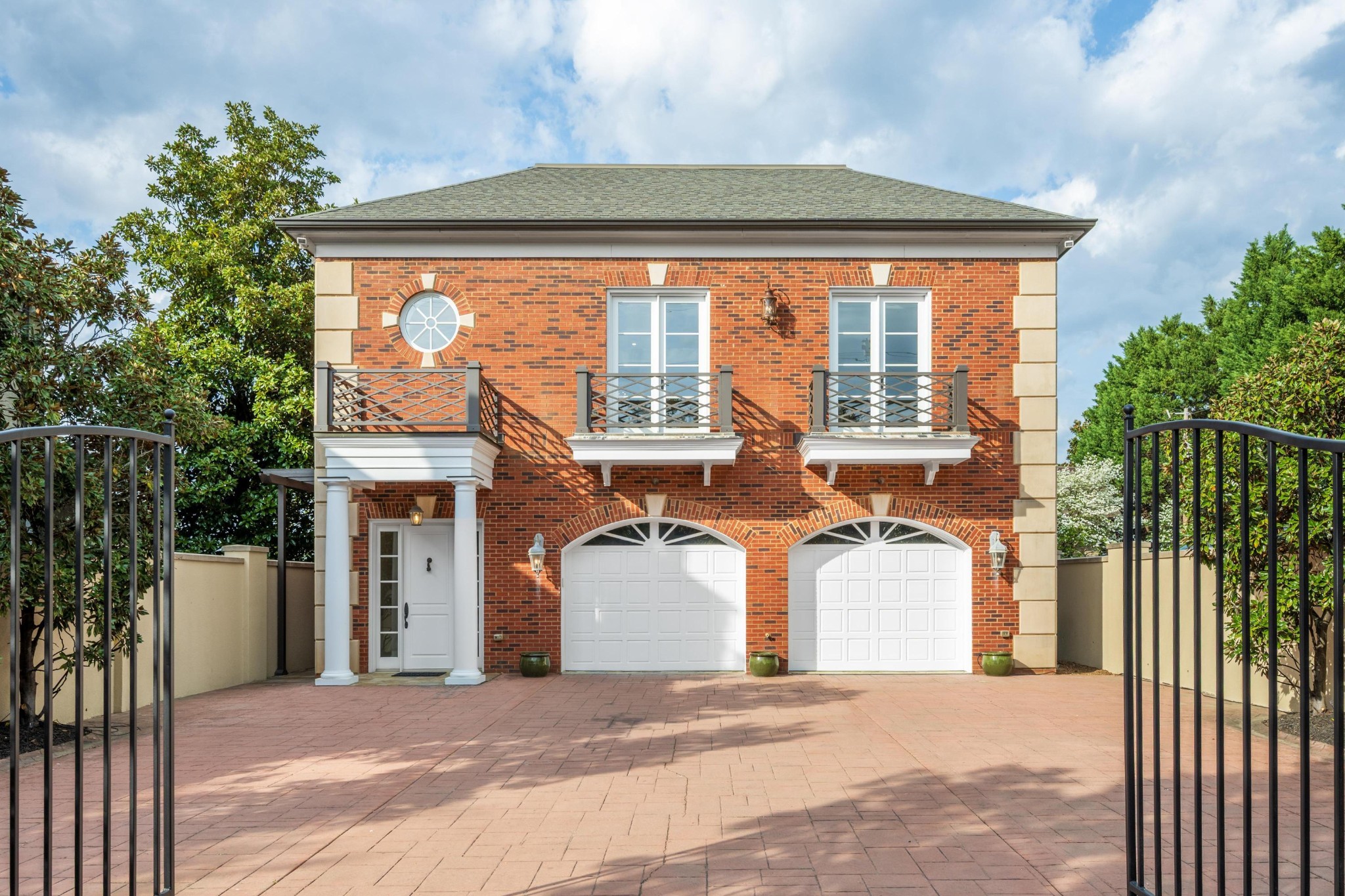 611 Battery Place Property Photo 1