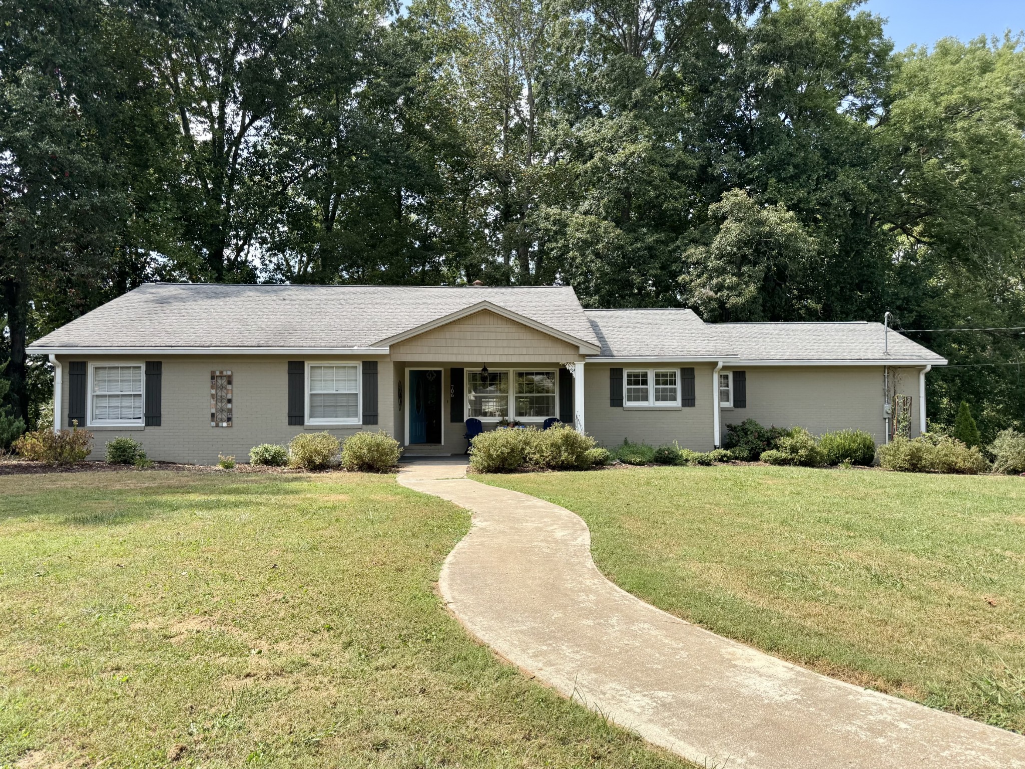 706 Westwood Dr
