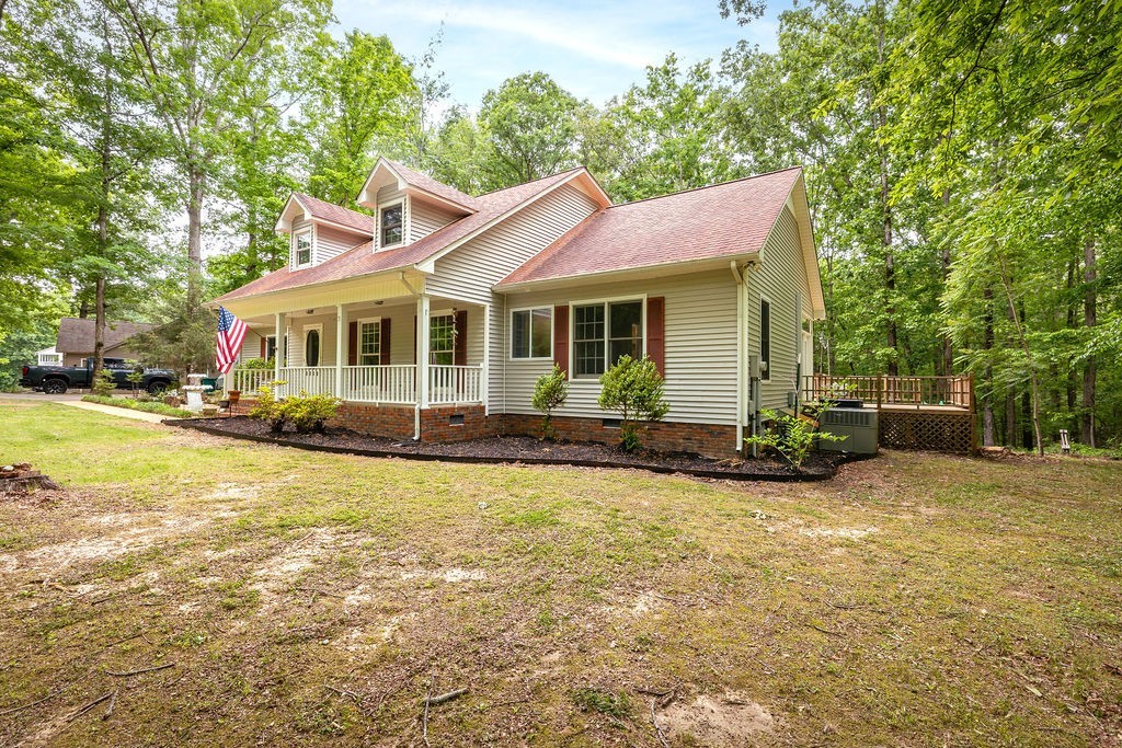 979 Paige Dr Property Photo 1