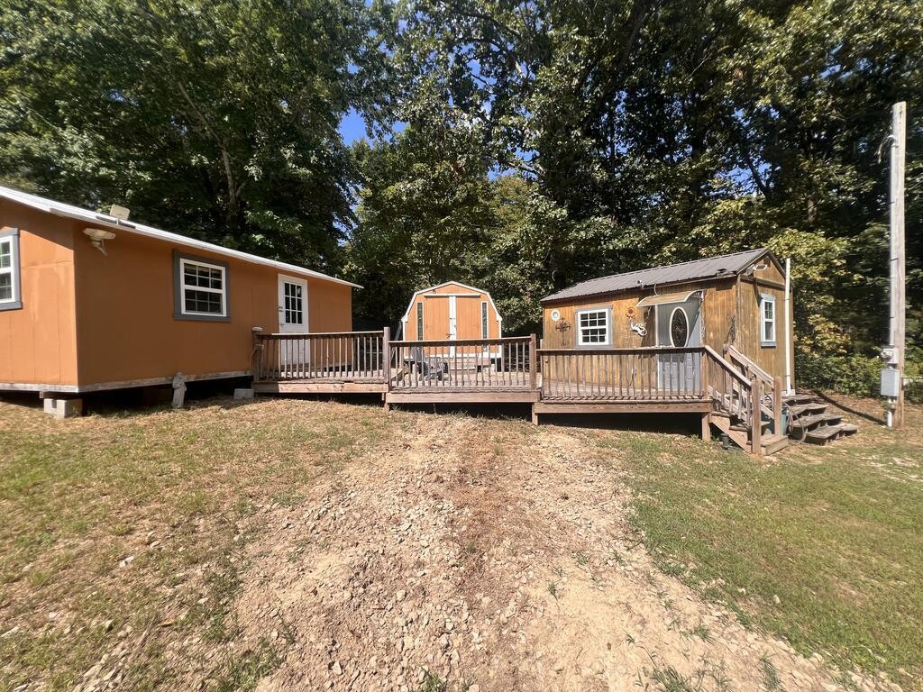 105 H Warren Ln Property Photo 1