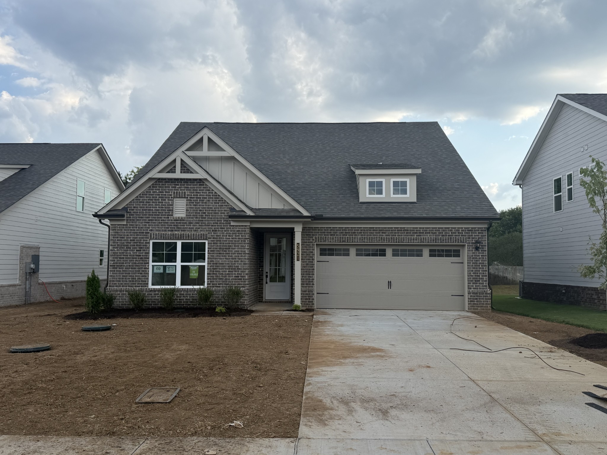 5921 Steiner Way Property Photo 1
