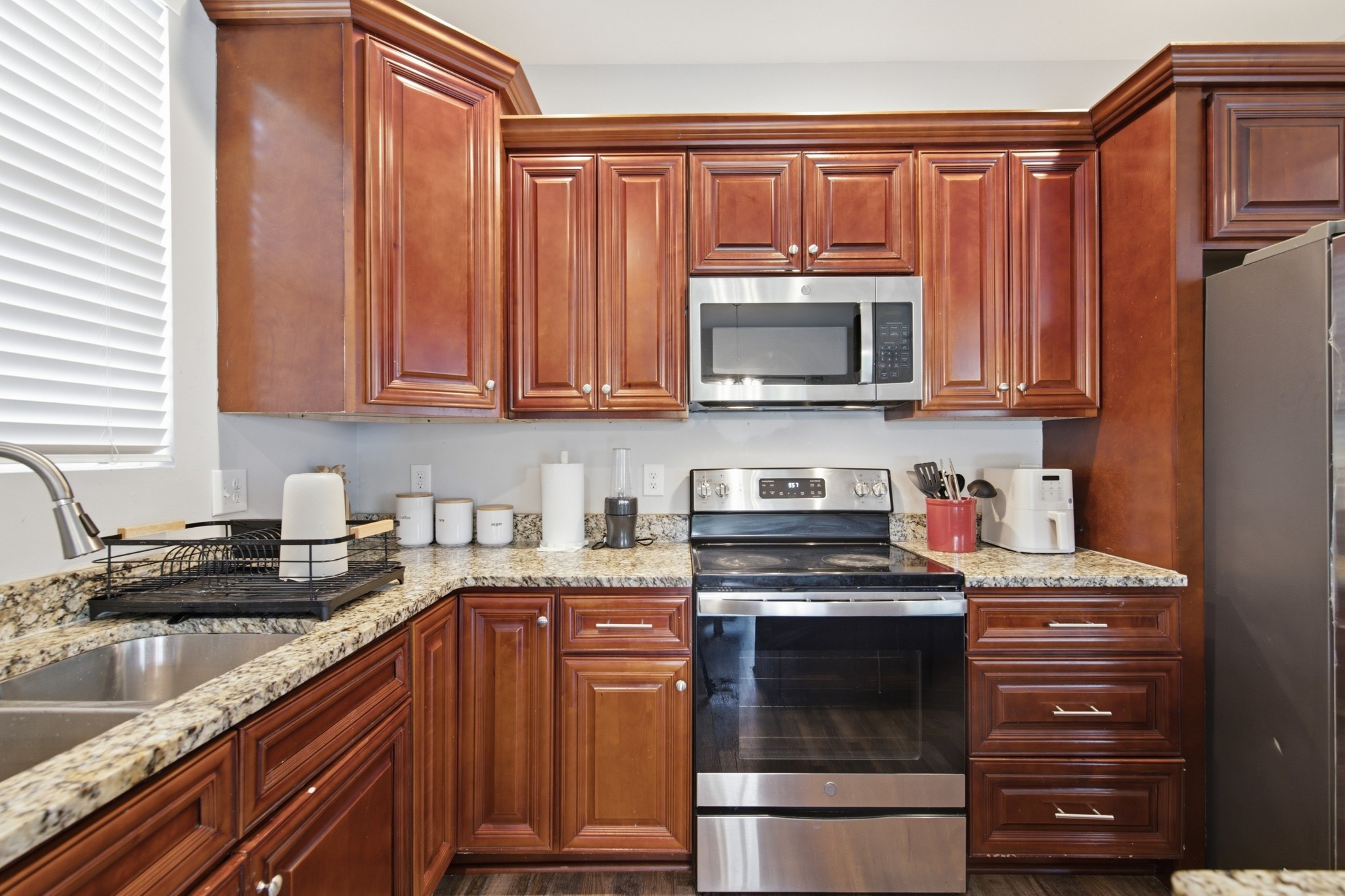 4856 Terragon Trl Property Photo 11