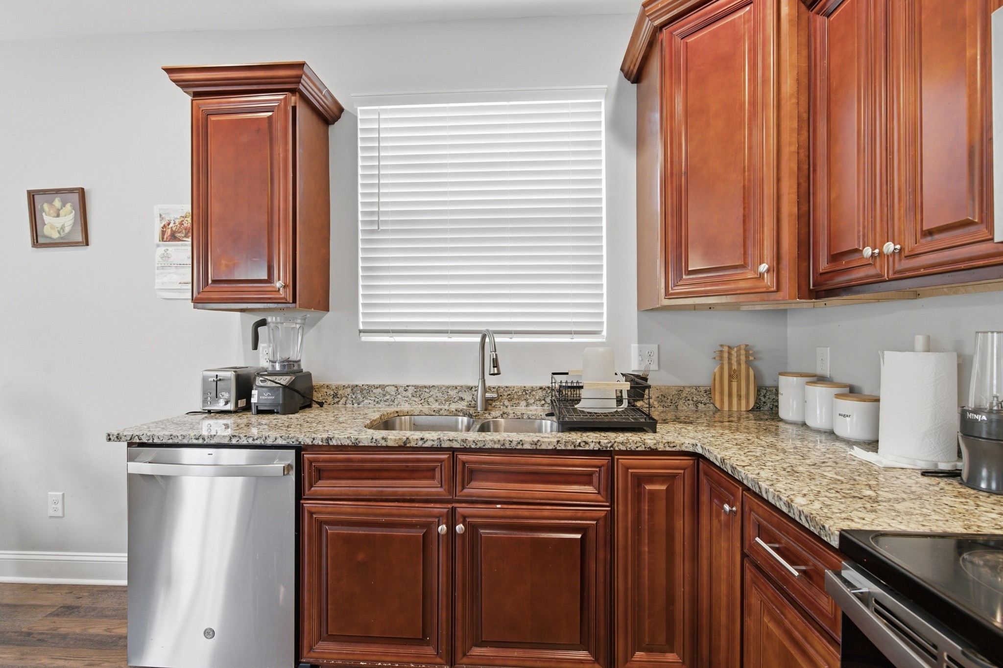 4856 Terragon Trl Property Photo 13