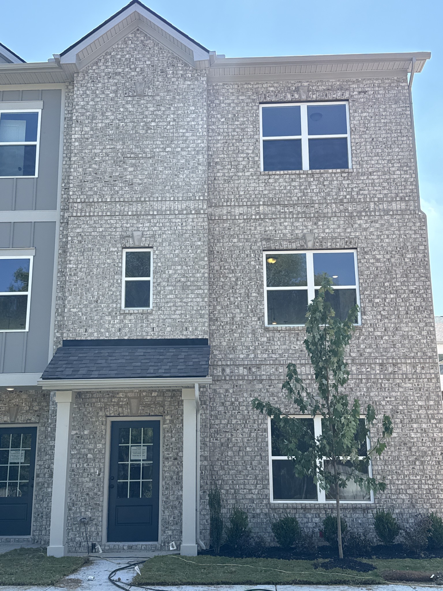 146 Rosebush Lane, N Property Photo 2