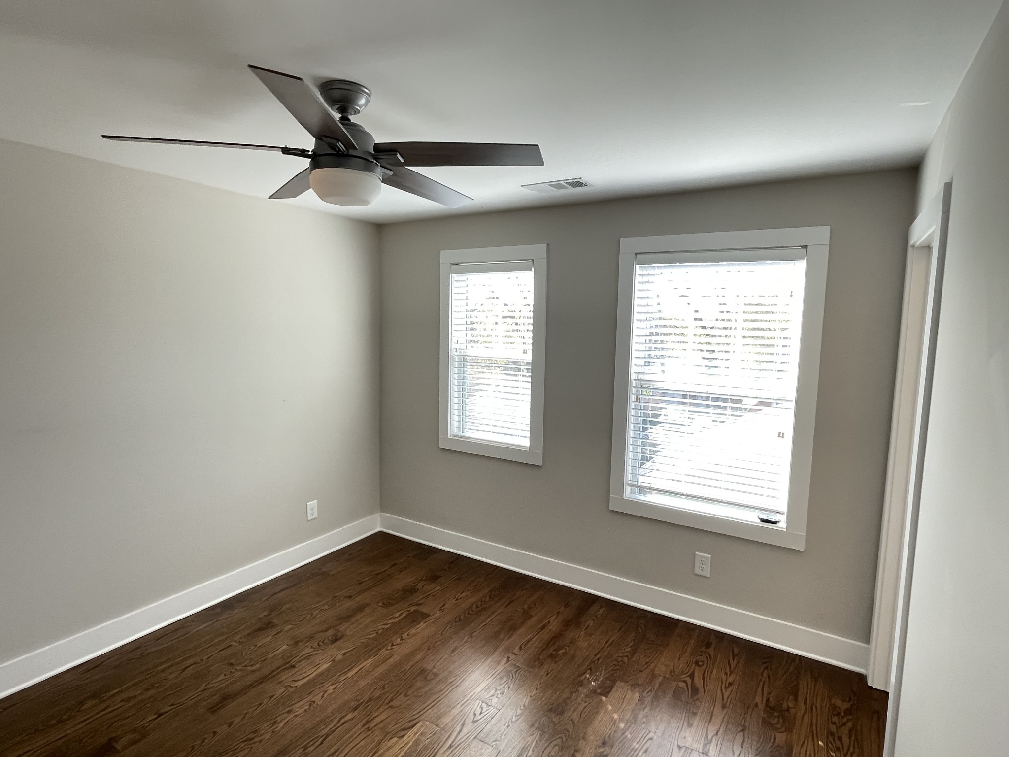 6207 Pennsylvania Ave Property Photo 16