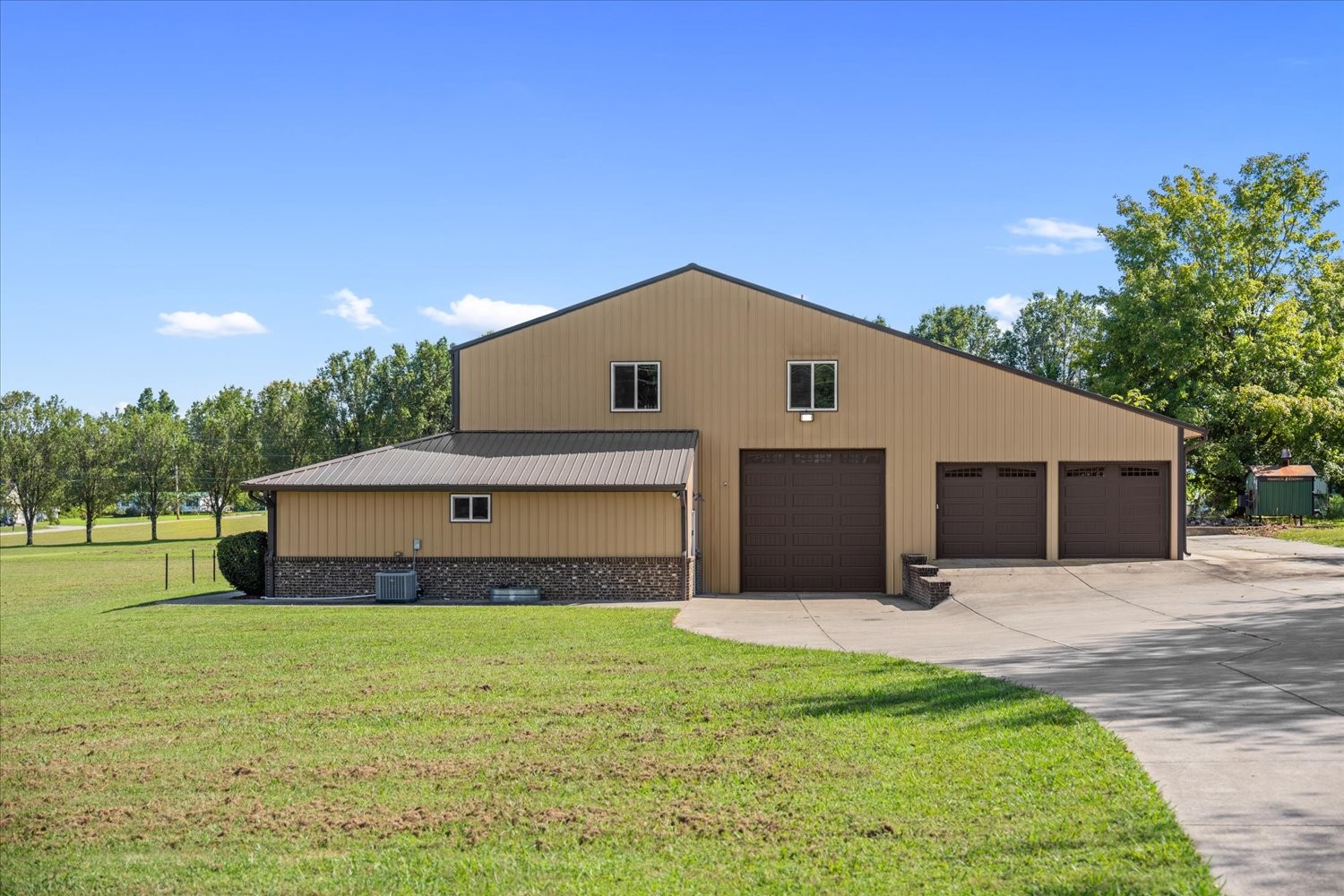 10879 Church Rd Property Photo 1