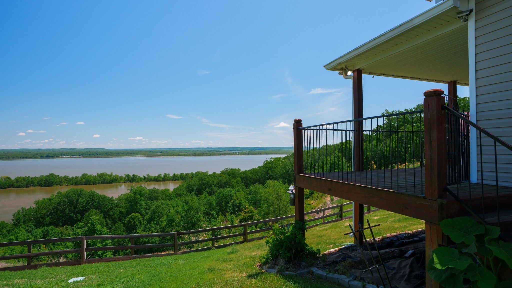 270 Rockport Lndg Property Photo 1