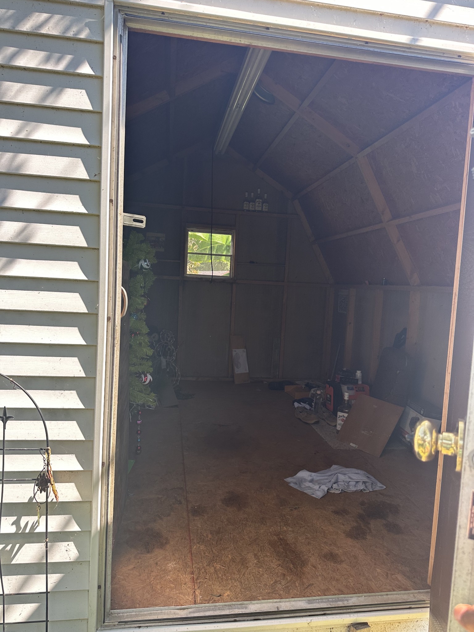 16572 Highway 211 Property Photo 3