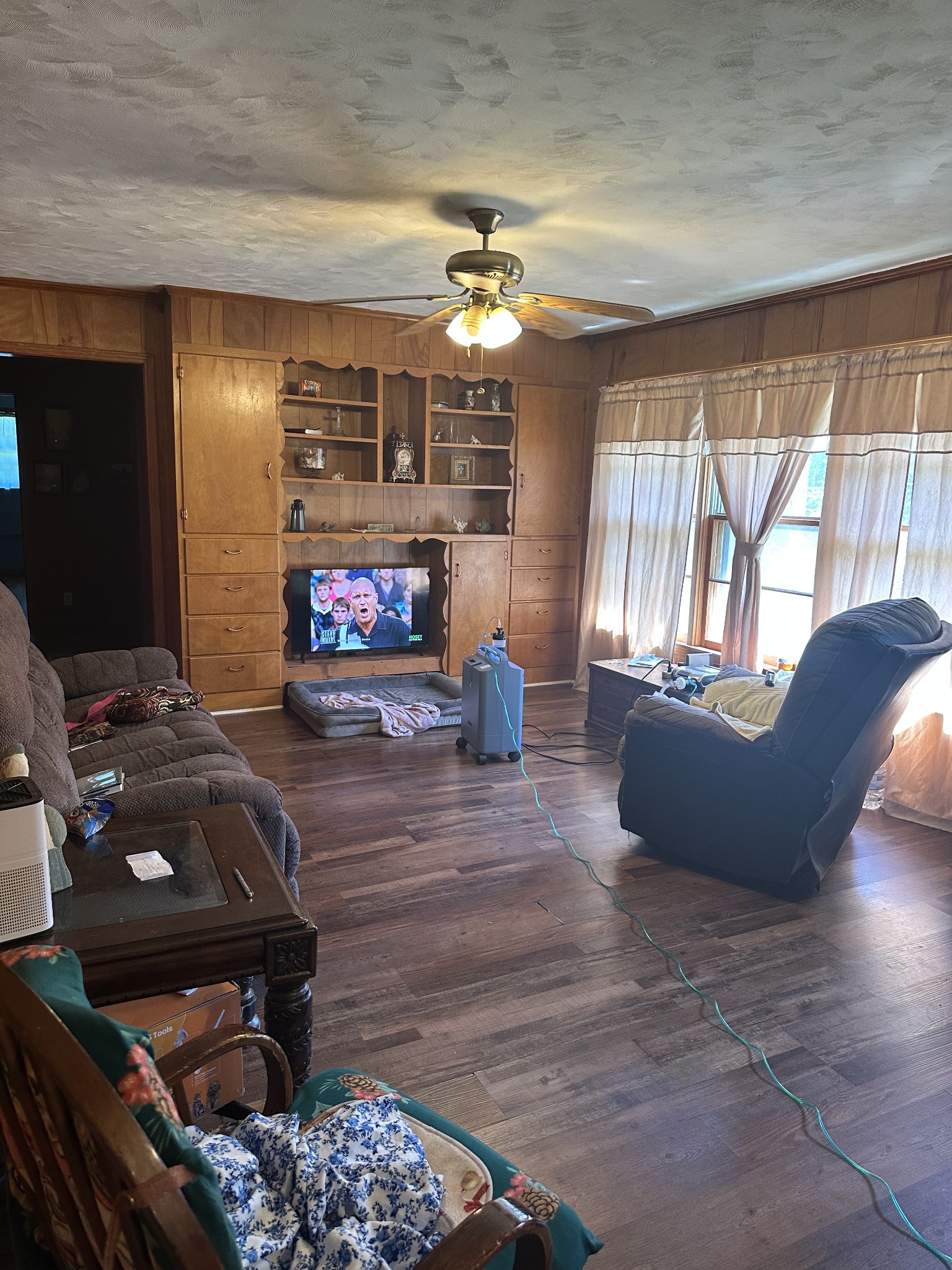 16572 Highway 211 Property Photo 15