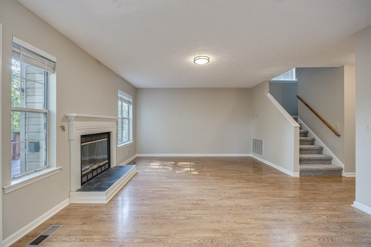 305 Roundhill Cv Property Photo 11