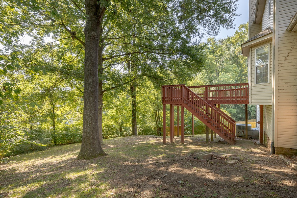 305 Roundhill Cv Property Photo 22