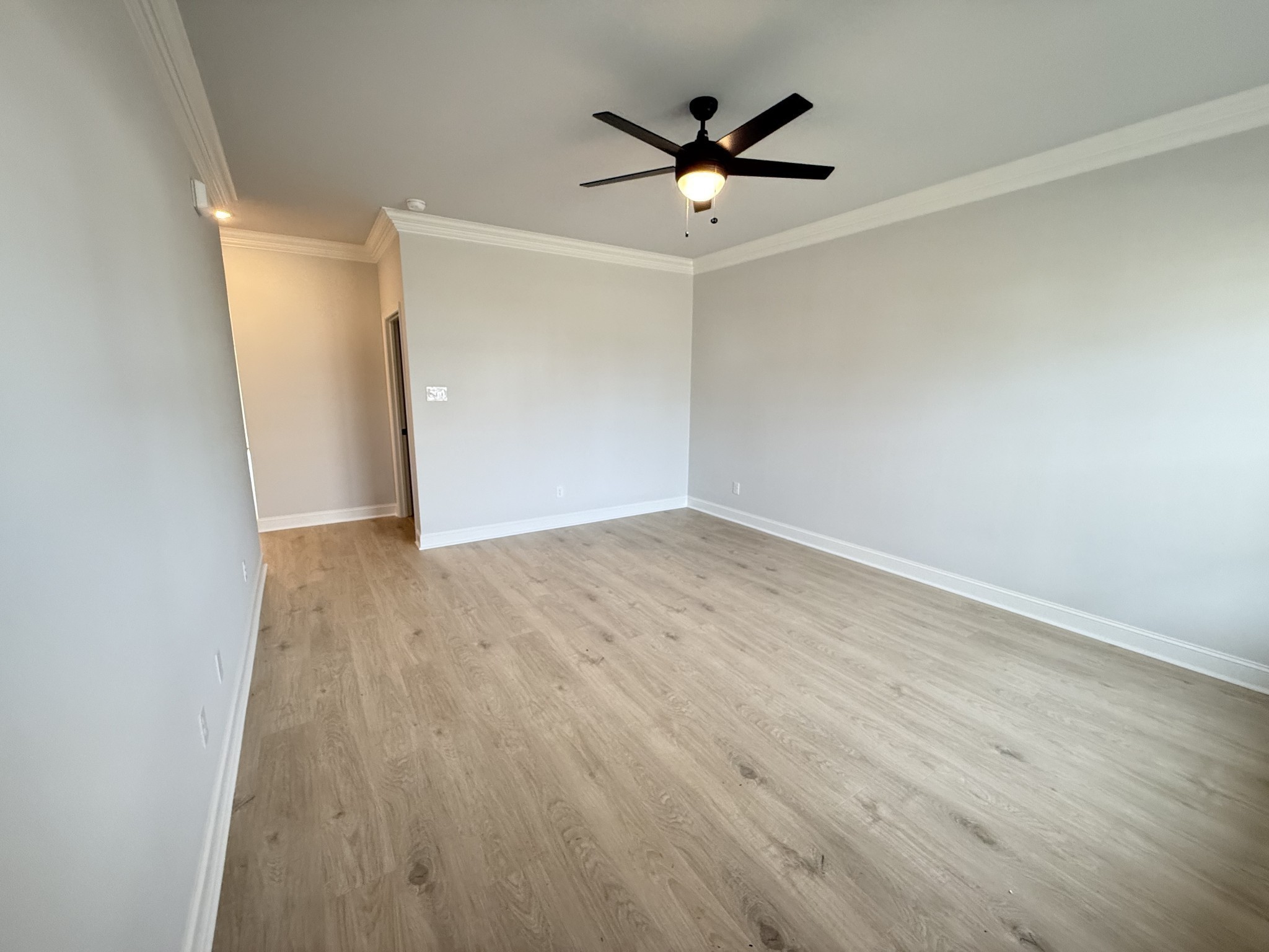 525 Rohan Drive Property Photo 3