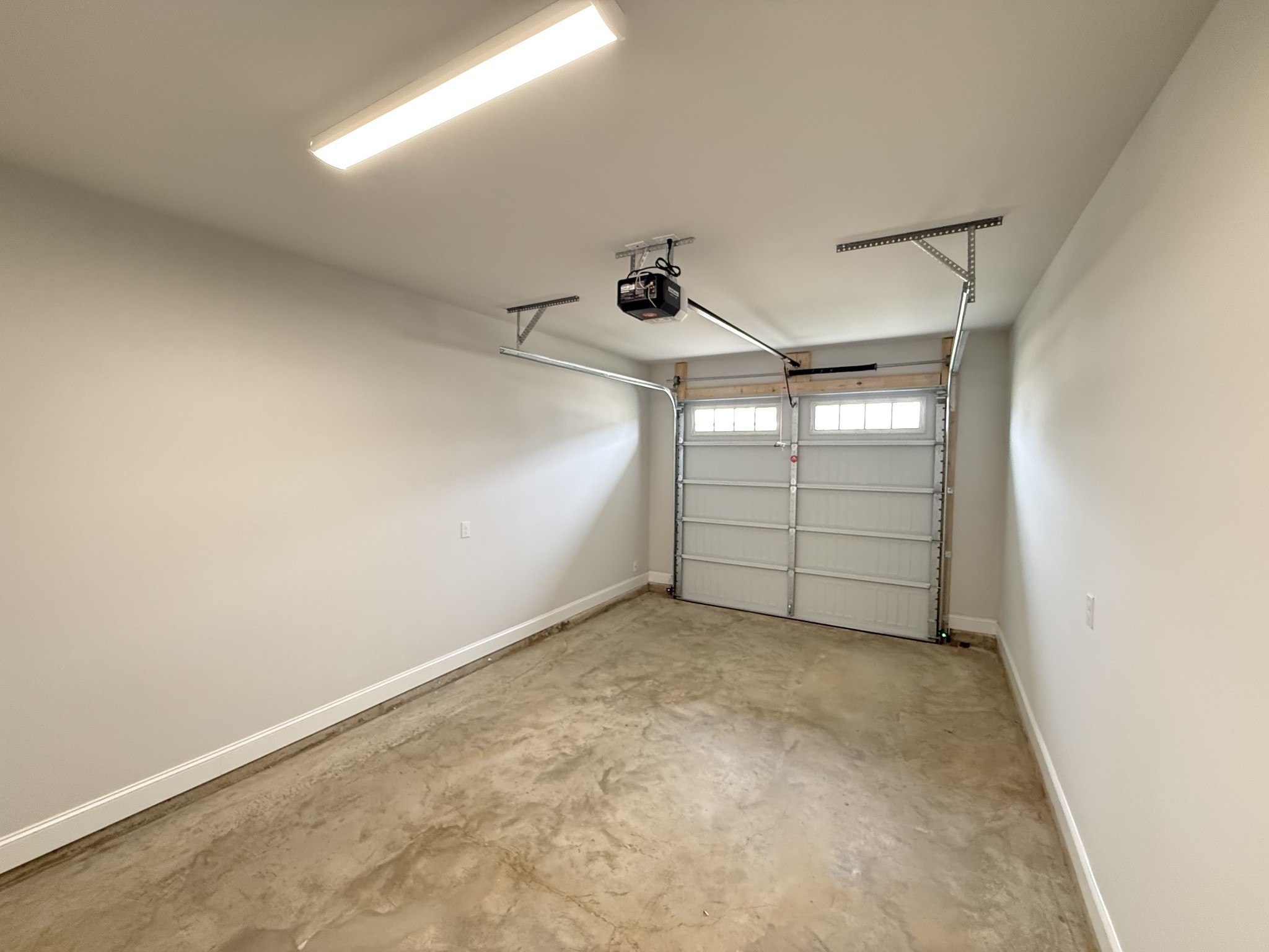 525 Rohan Drive Property Photo 11