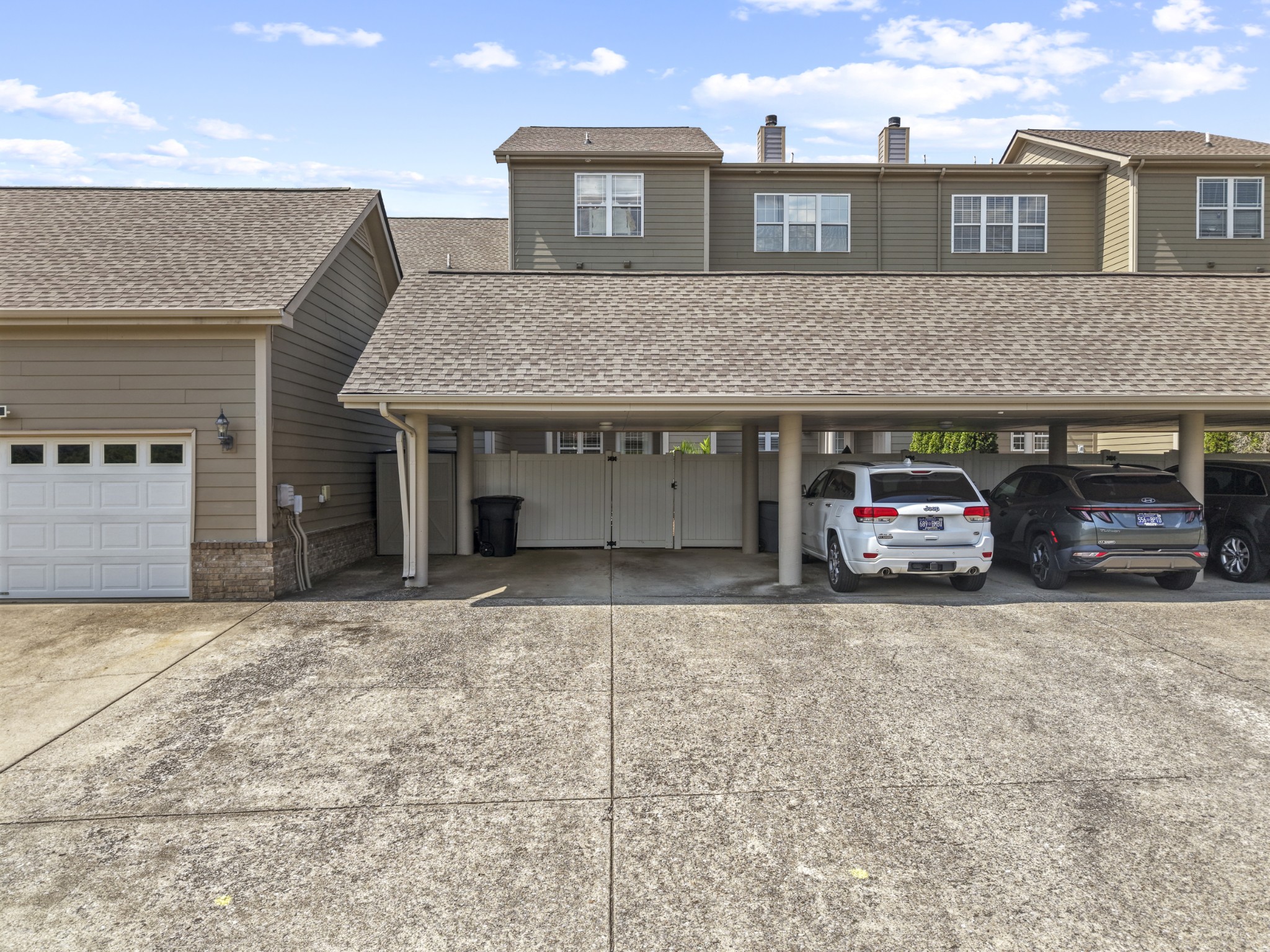 1438 Burnside Dr Property Photo 18