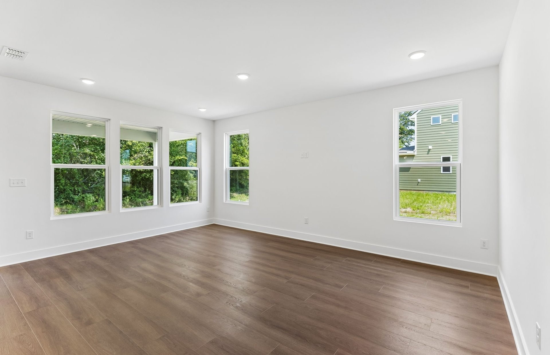2514 Havenstone Lane Property Photo 4