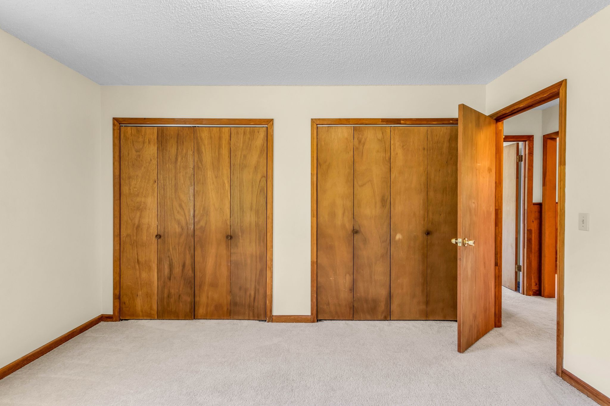 320 Ridgewood Dr Property Photo 18