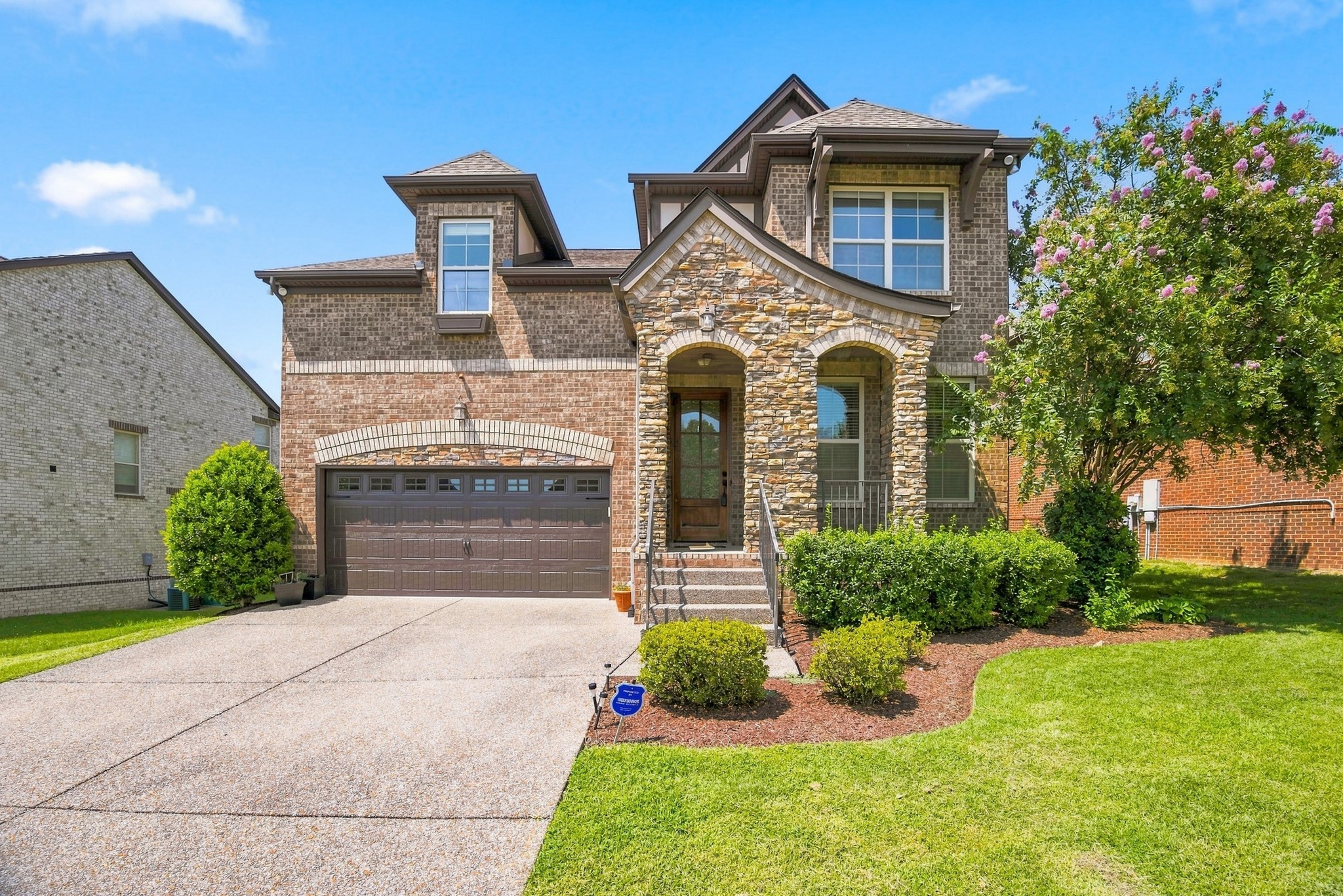 5128 Mountainbrook Cir Property Photo 3