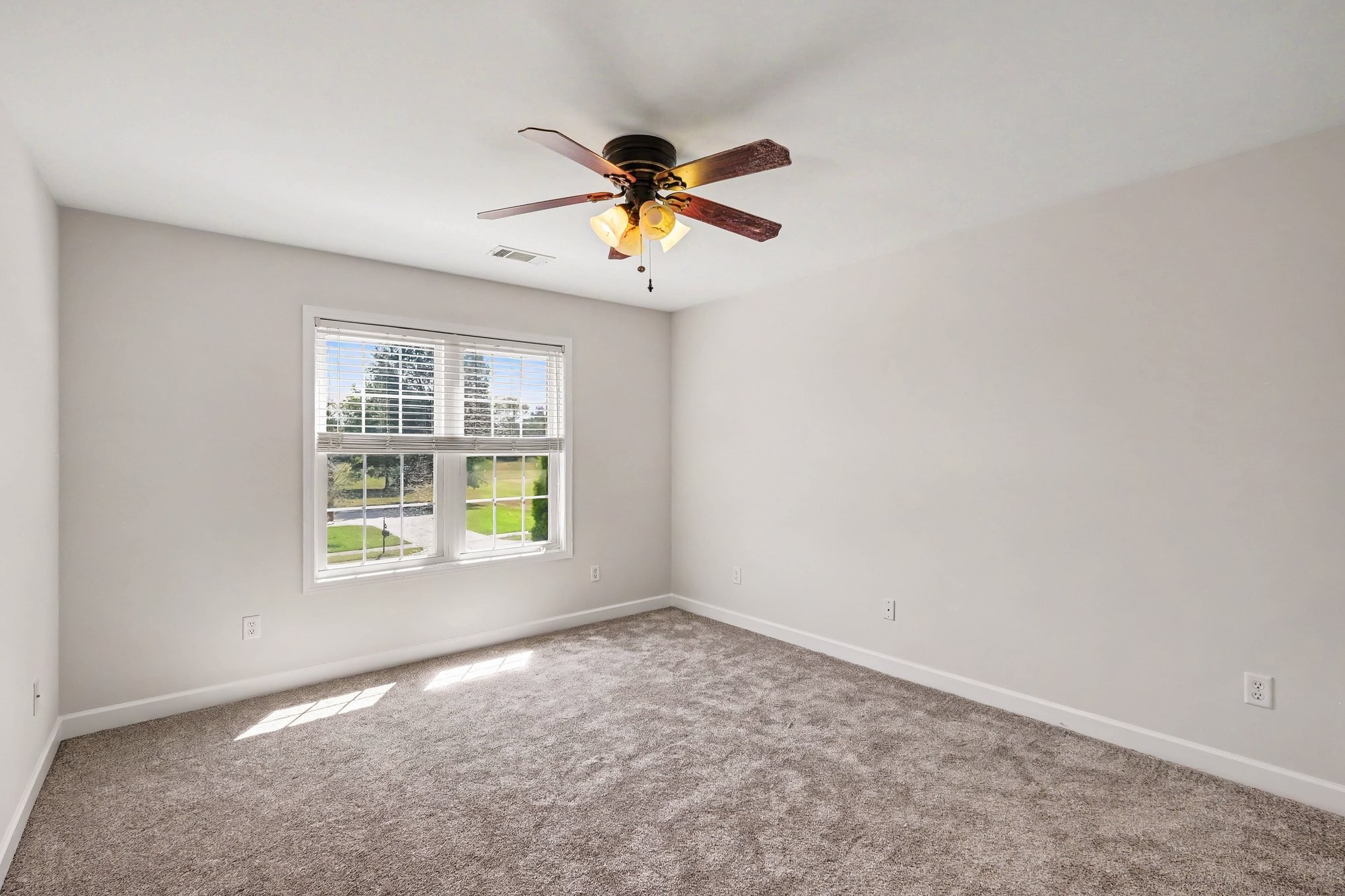 756 Starpoint Dr Property Photo 26