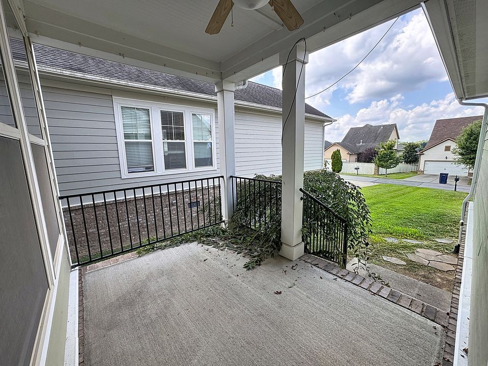 2776 Americus Dr Property Photo 39