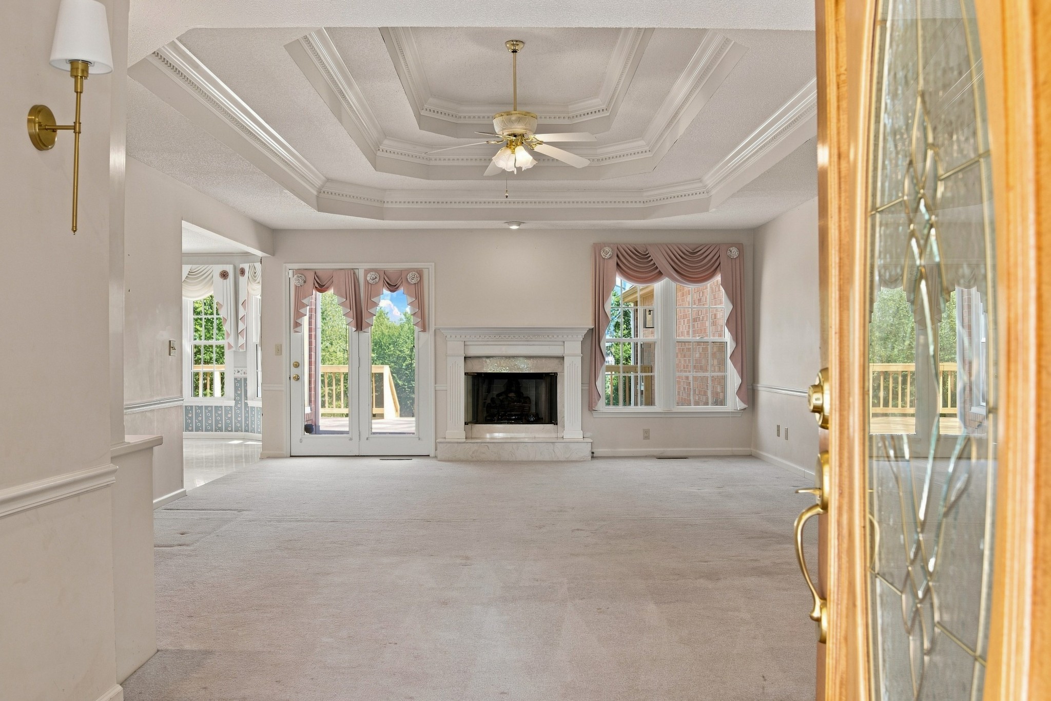 310 Westchester Ct Property Photo 5