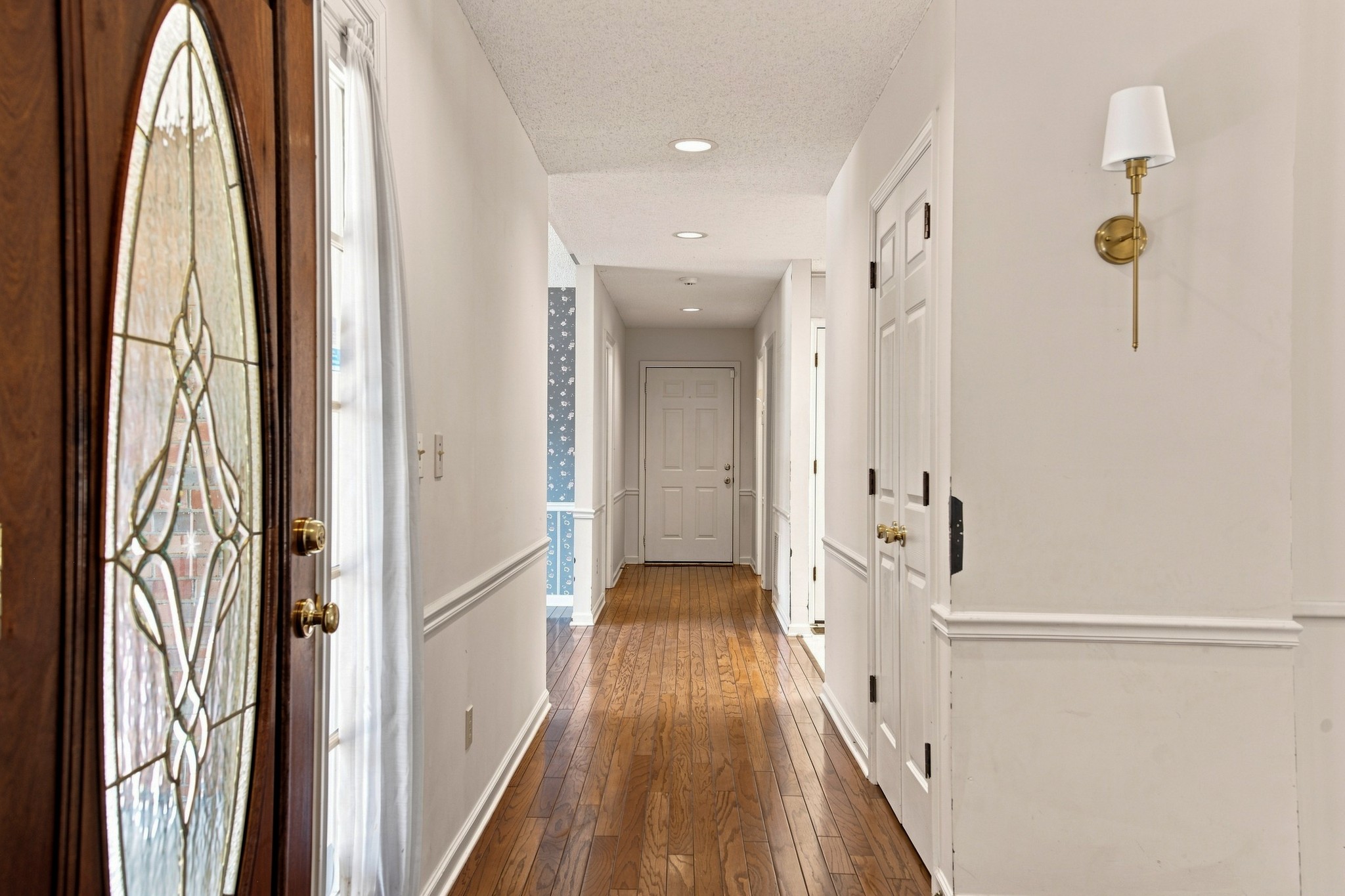 310 Westchester Ct Property Photo 7