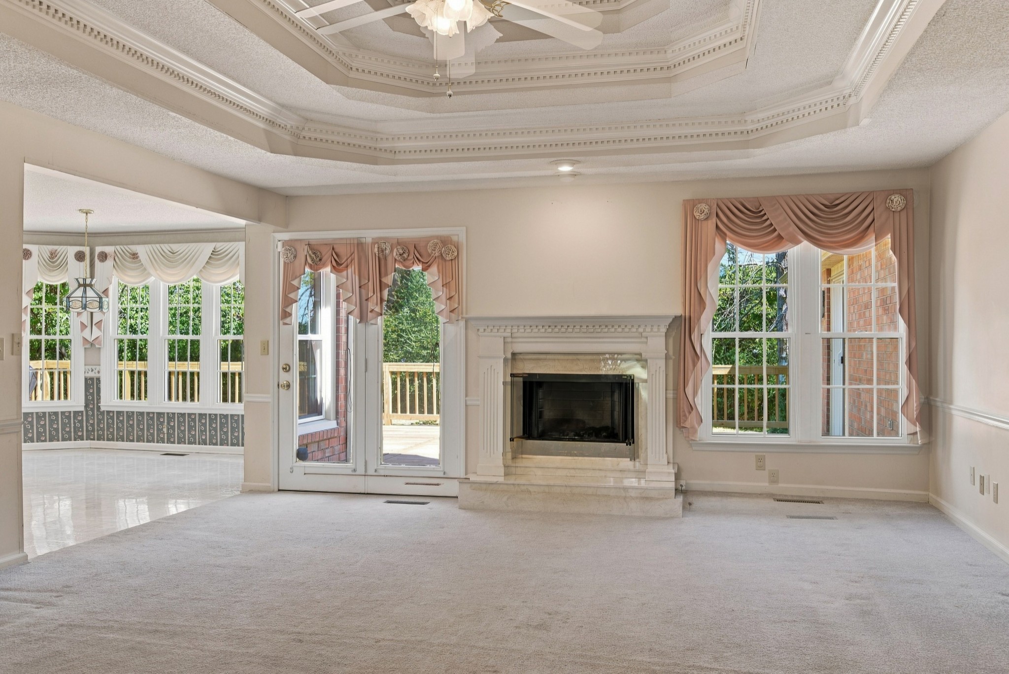 310 Westchester Ct Property Photo 9