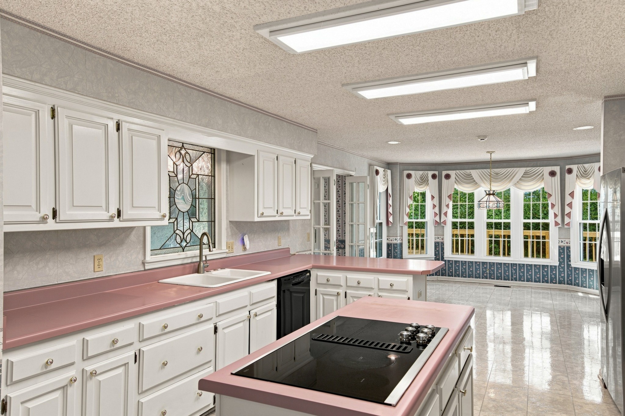 310 Westchester Ct Property Photo 12