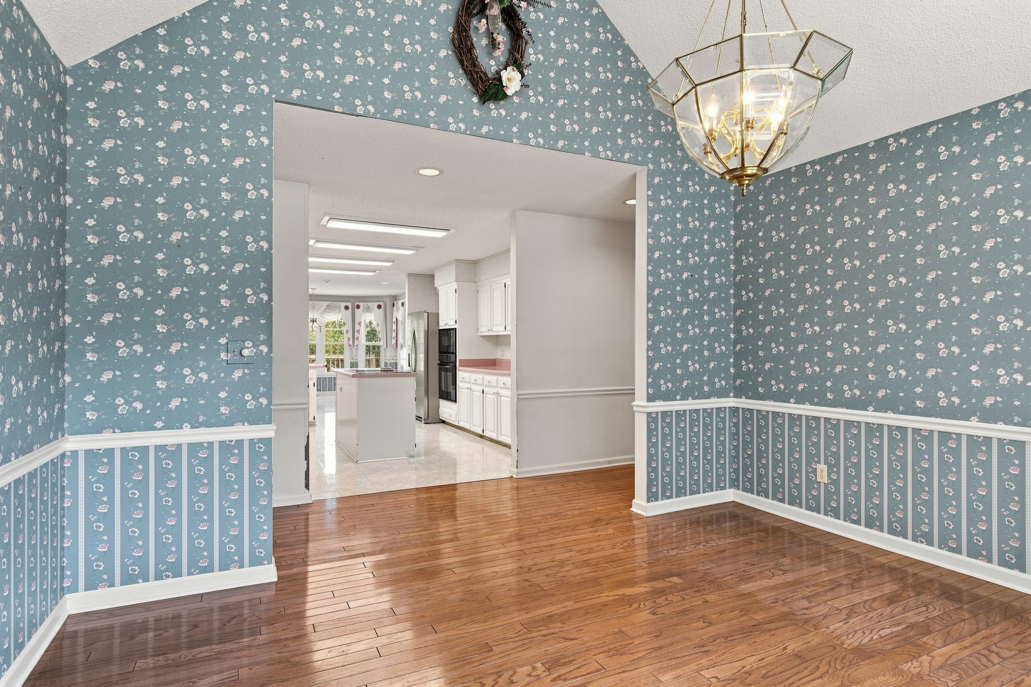310 Westchester Ct Property Photo 19