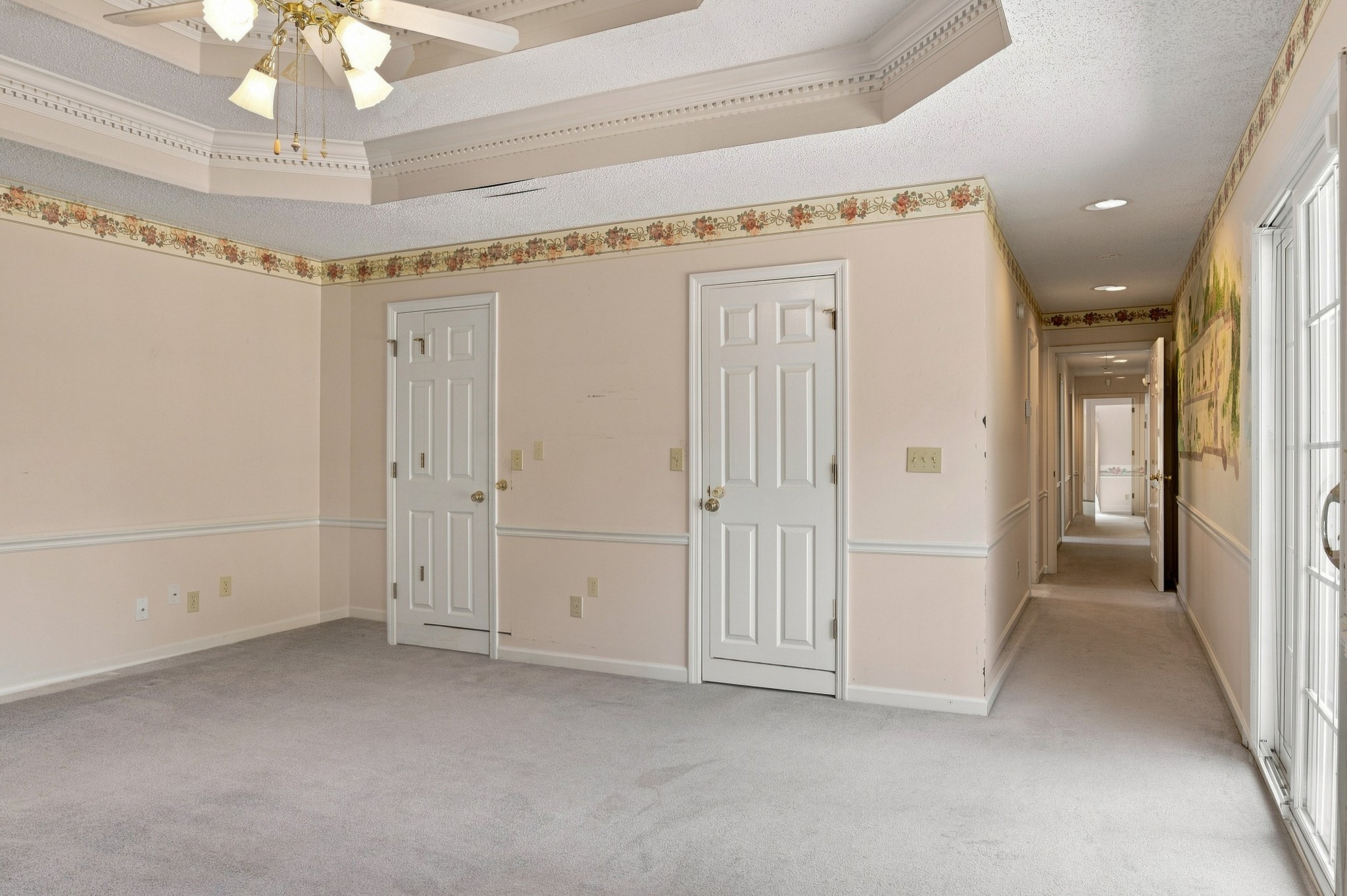 310 Westchester Ct Property Photo 21