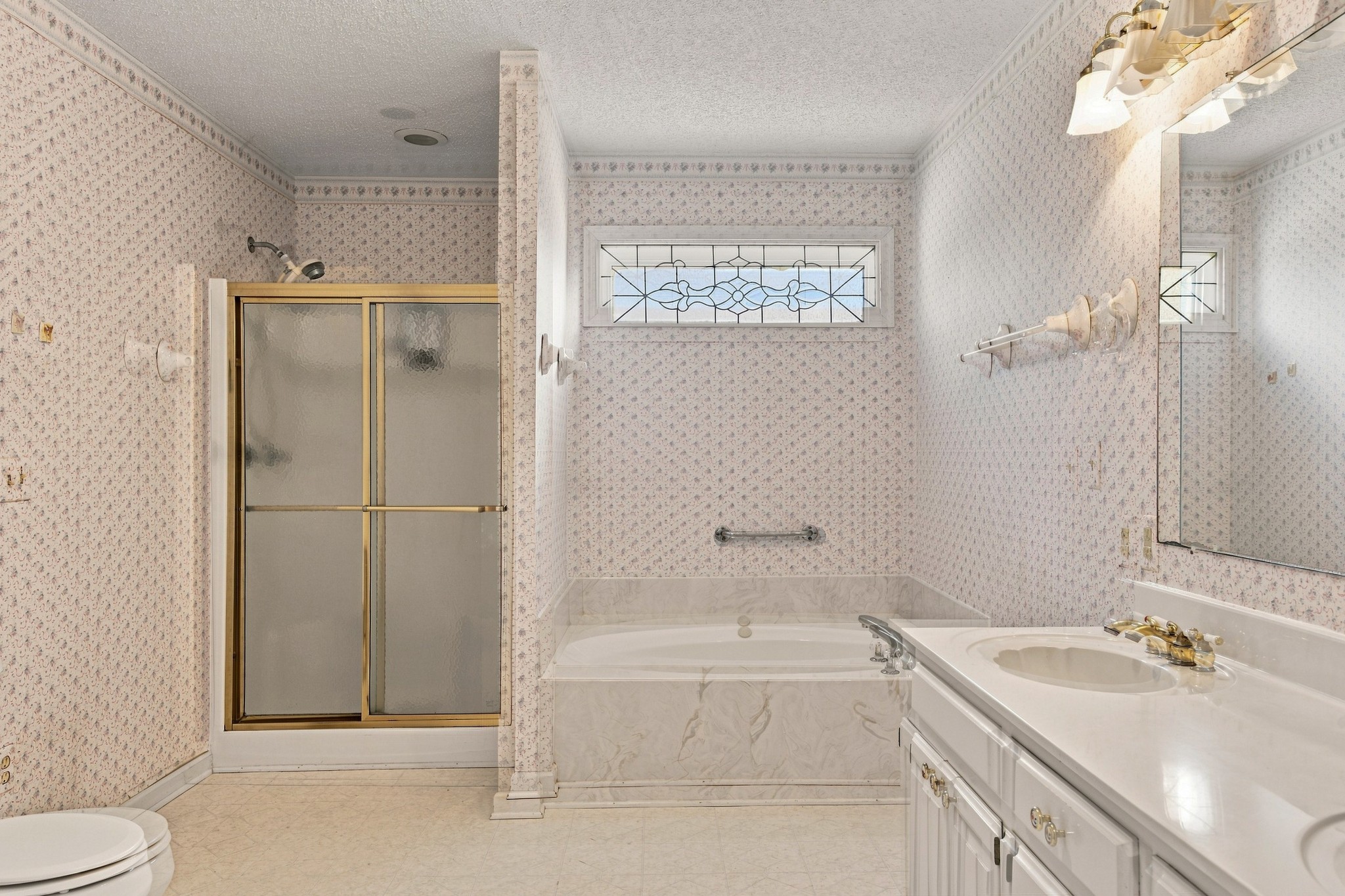 310 Westchester Ct Property Photo 23