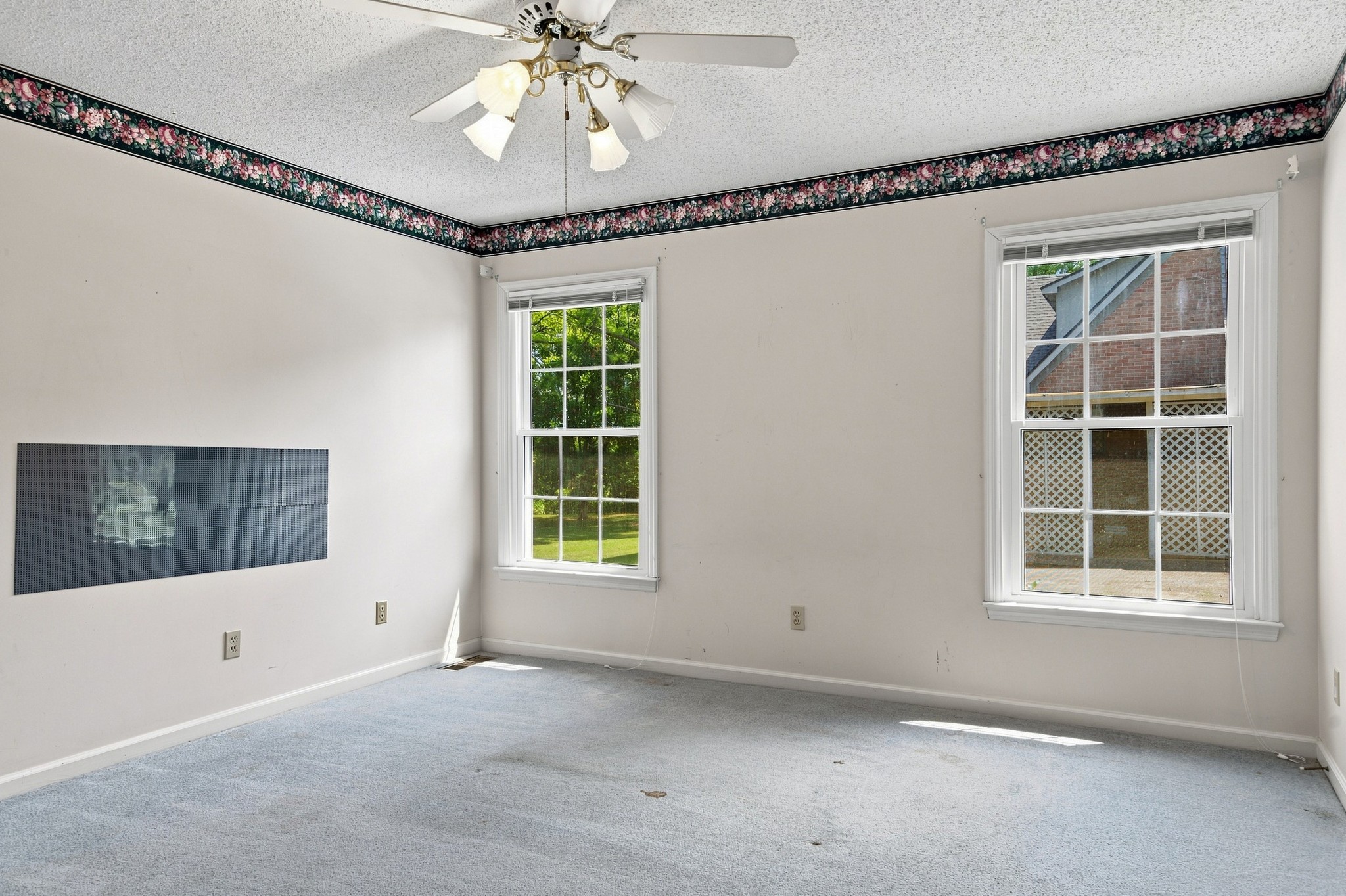 310 Westchester Ct Property Photo 26