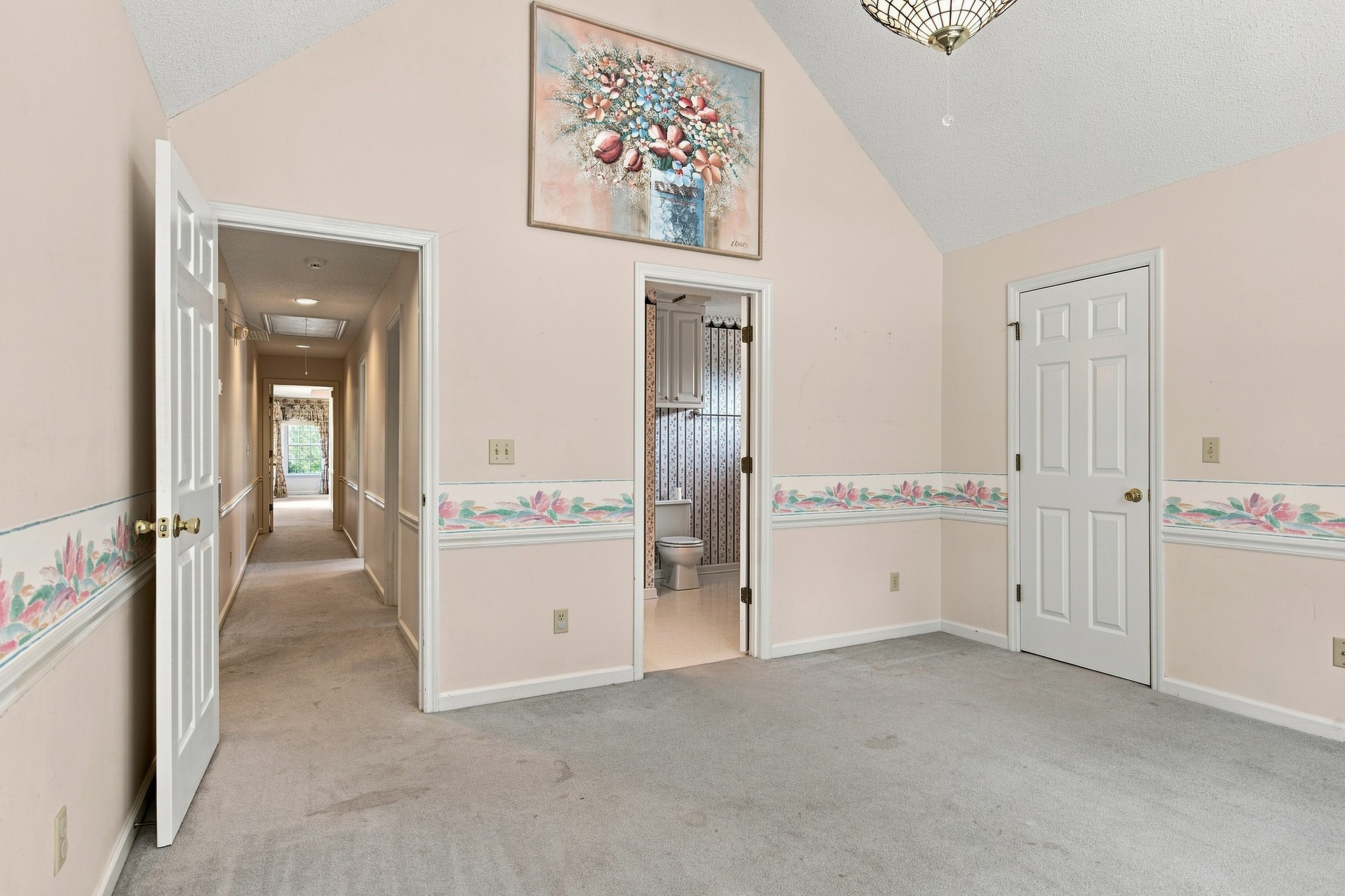 310 Westchester Ct Property Photo 33