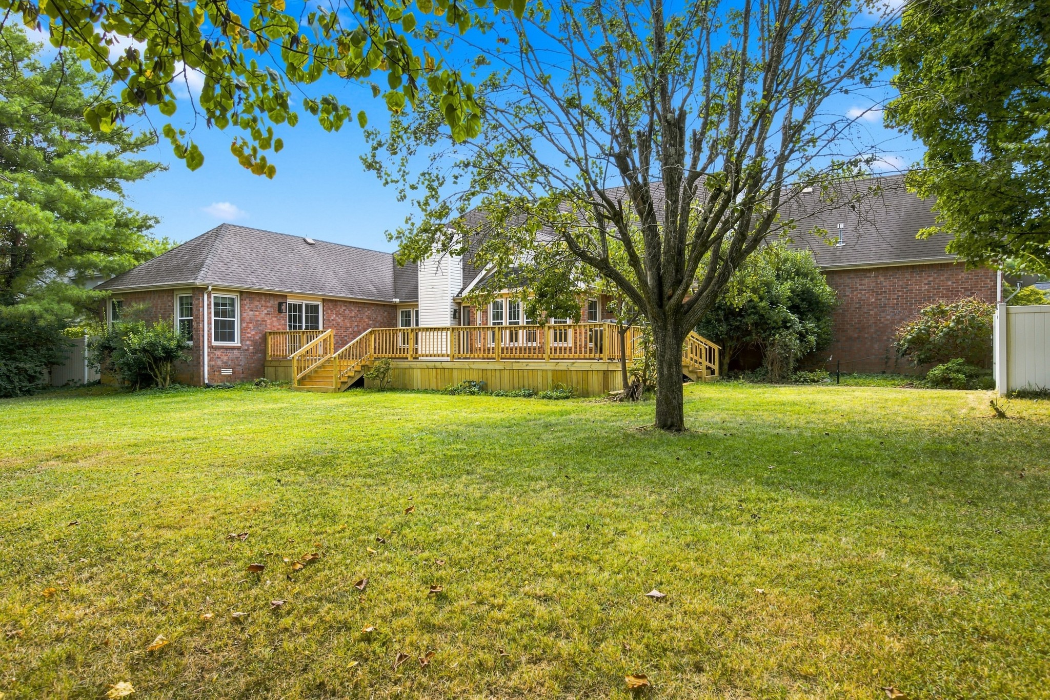 310 Westchester Ct Property Photo 40