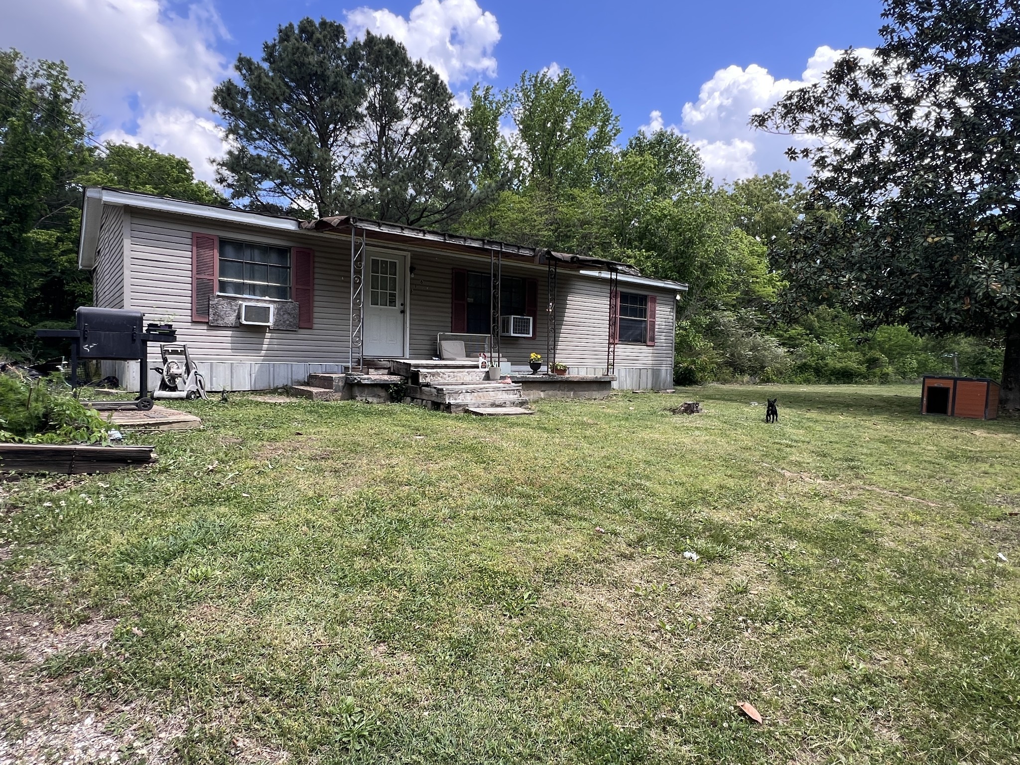 616 Powell St Property Photo 1